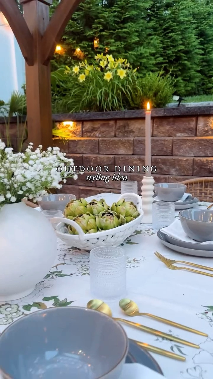 I’m loving this neutral yet classic dining table set up. It is perfect for those summer gathering and romantic date nights! 🫶


#targethome #outdoordiningtable 

#LTKHome