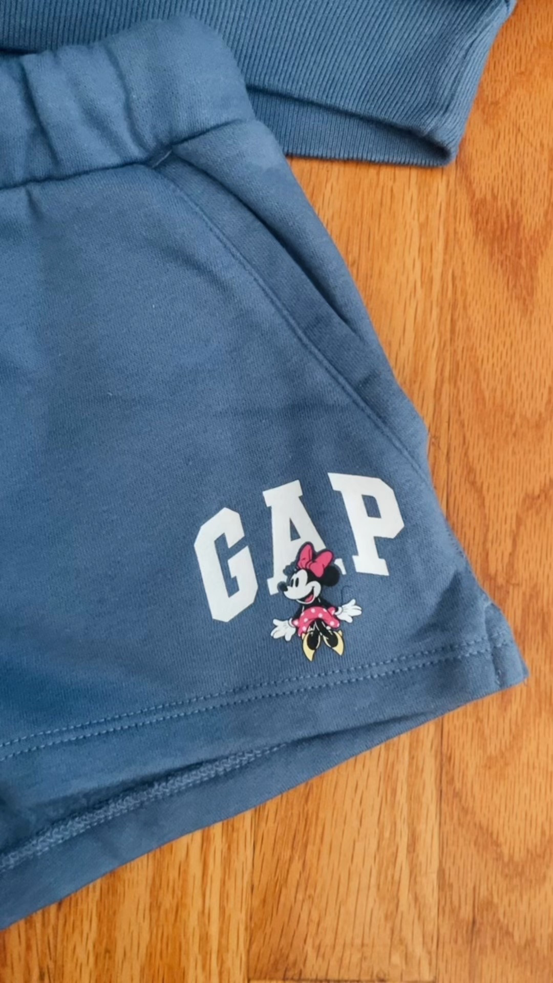 ✨ Cozy + Cute ✨
Rock your Disney style with this adorable GAP x Minnie Mouse sweatshirt & shorts set 💙 Perfect for lounging, park days, or everyday wear. Soft fabric, classic fit, and that extra dose of Disney magic. Limited stock — grab yours before it’s gone!

#LTKSaleAlert #LTKKids #LTKFamily