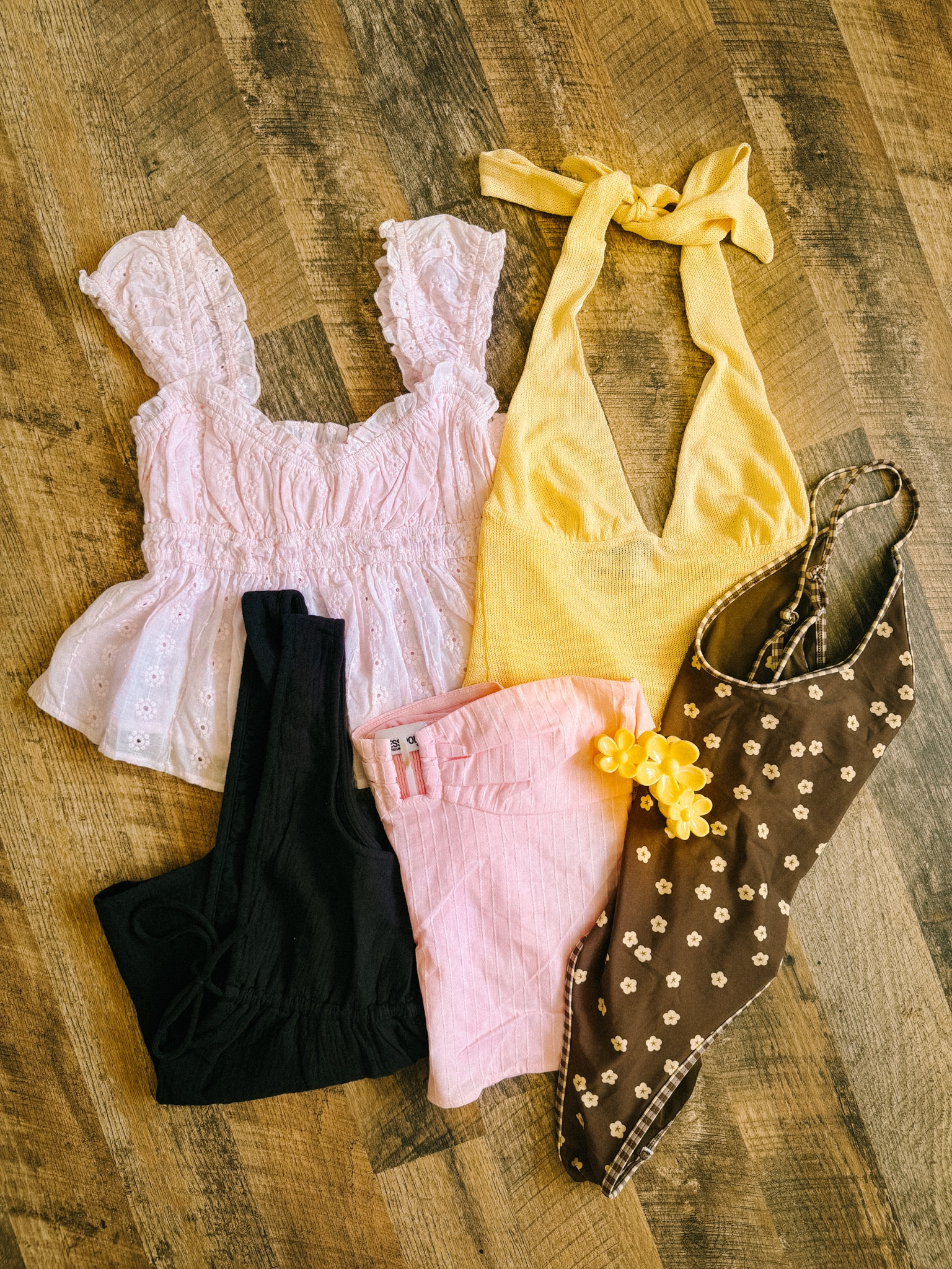 Spring / Summer tops & accessories from @princesspolly-us 🤍🌸🌞🕶️ 

#LTKootd #LTKSeasonal #LTKFestival