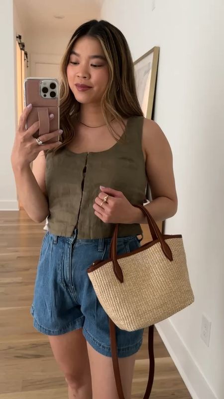 Wearing size xs in the top!

vacation outfits, Nashville outfit, spring outfit inspo, family photos, postpartum outfits, work outfit, resort wear, spring outfit, date night, Sunday outfit, church outfit, country concert outfit, summer outfit, sandals, summer outfit inspo, summer vacation outfit

#LTKStyleTip #LTKSeasonal #LTKItBag