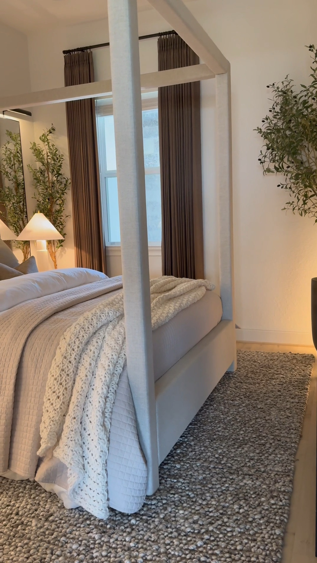 Wayfair is the perfect place to buy the home items you've been looking for to upgrade your favorite space with fast shipping! Here's the perfect bedding I found. Bedroom furniture, mirrors, decor, accent chairs, and living room tables are all available. Now's the time to shop for those home deals you've been searching for at Wayfair!

#Wayfair @wayfair #ltkhome #ltksalealert #ltkvideo

#LTKHome #LTKSaleAlert #LTKVideo