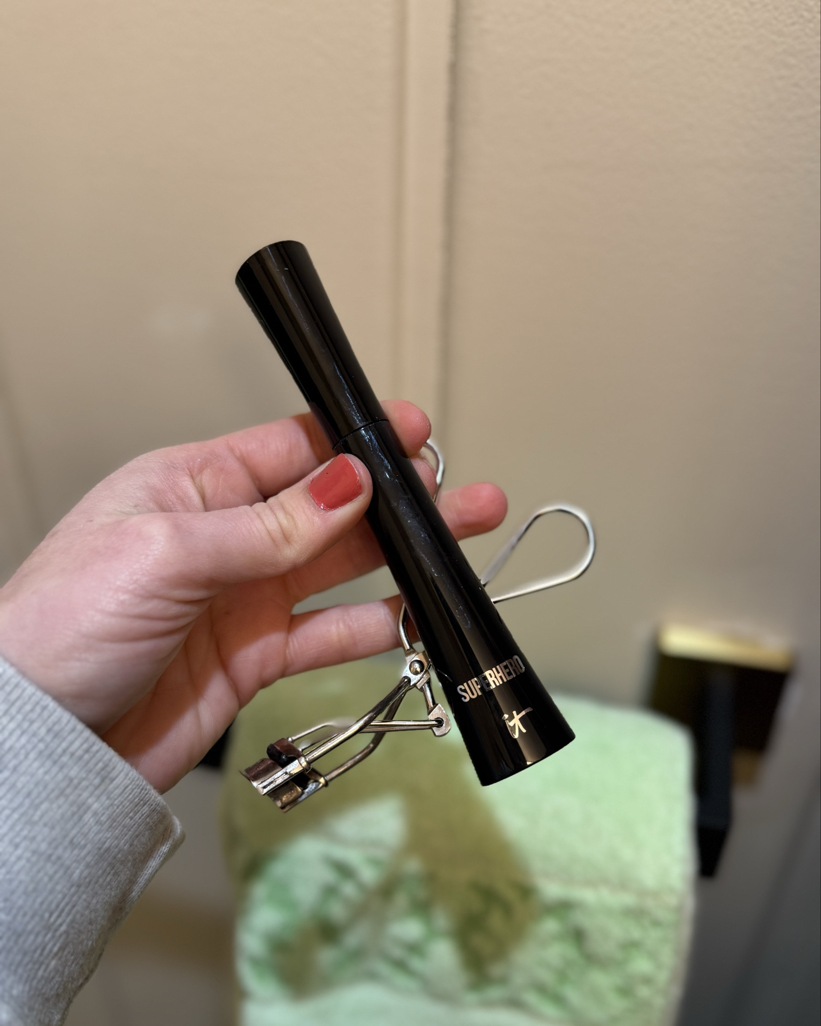 5 makeup products for women in their 30s who don’t wear makeup 