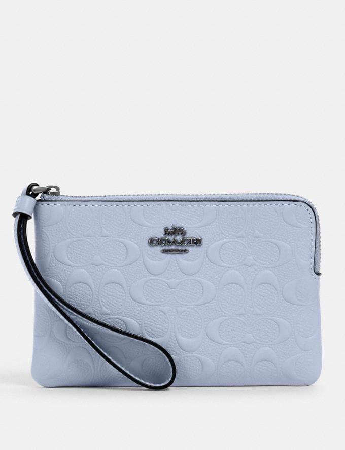corner zip wristlet in signature leather | Coach Outlet