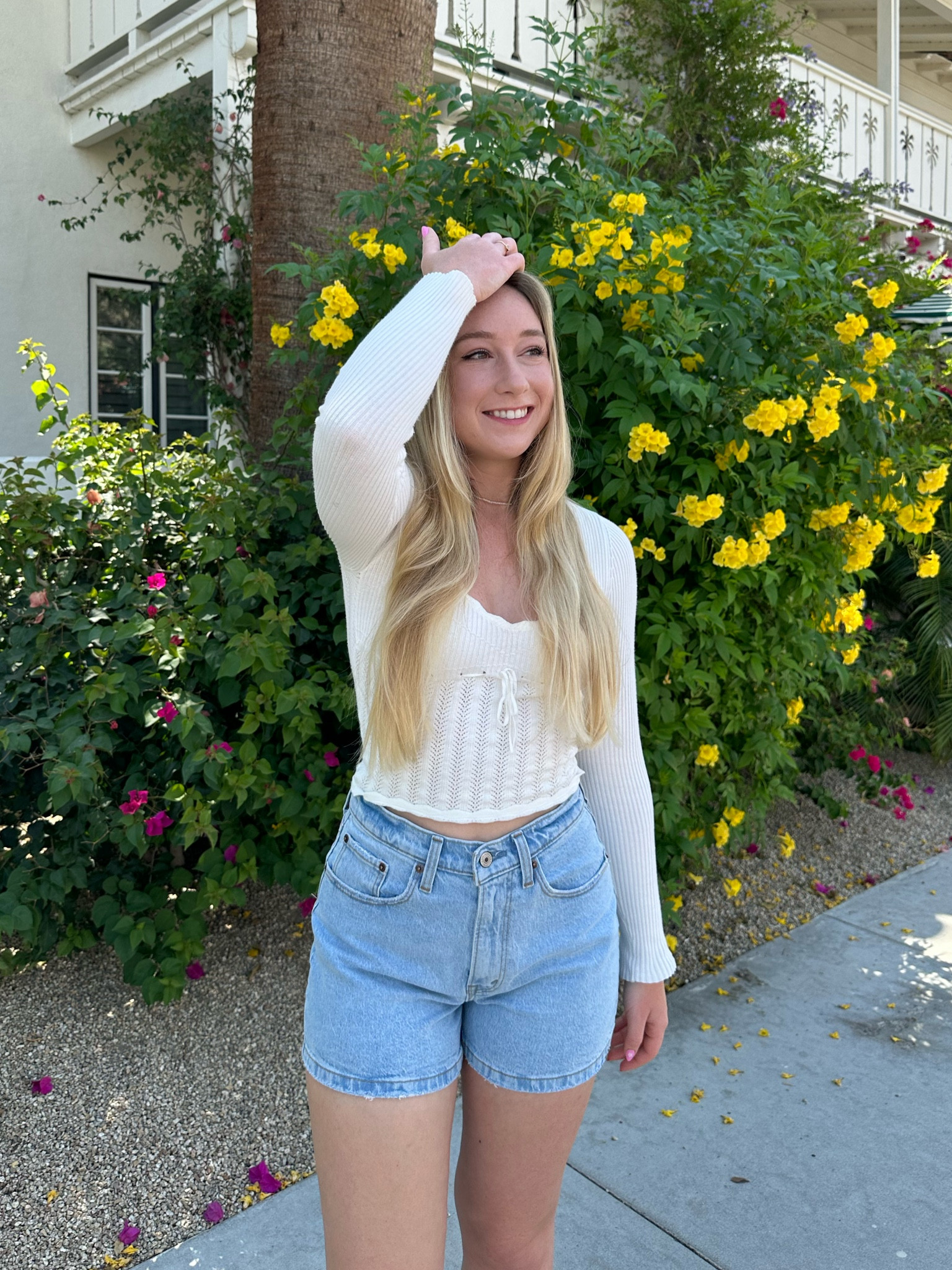 Jean shorts summer outfit ☀️ for reference I am: 5’4”, 26” waist, 39” hip and size 26/2 curve love in these Abercrombie 4 inch mom shorts is great!! #LTKunder100 

Top is Aritzia! Wearing size XS.

#LTKstyletip #LTKSeasonal