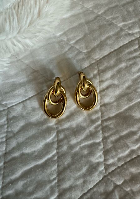 80s gold earrings are so in right now!

#LTKfindsunder50 #LTKbeauty #LTKworkwear