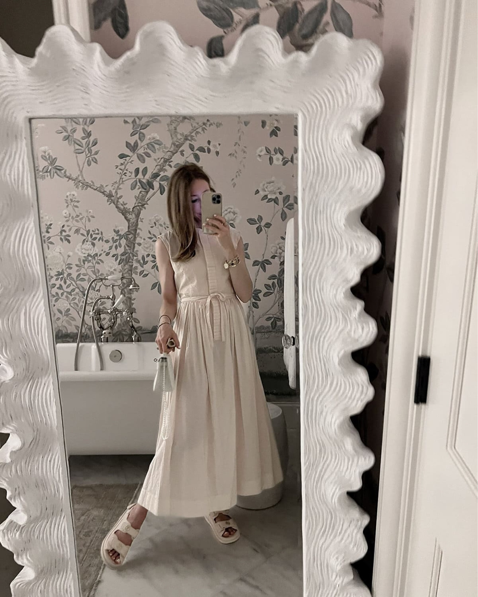 A Master’s party outfit idea! This dress is no longer available but linked similar