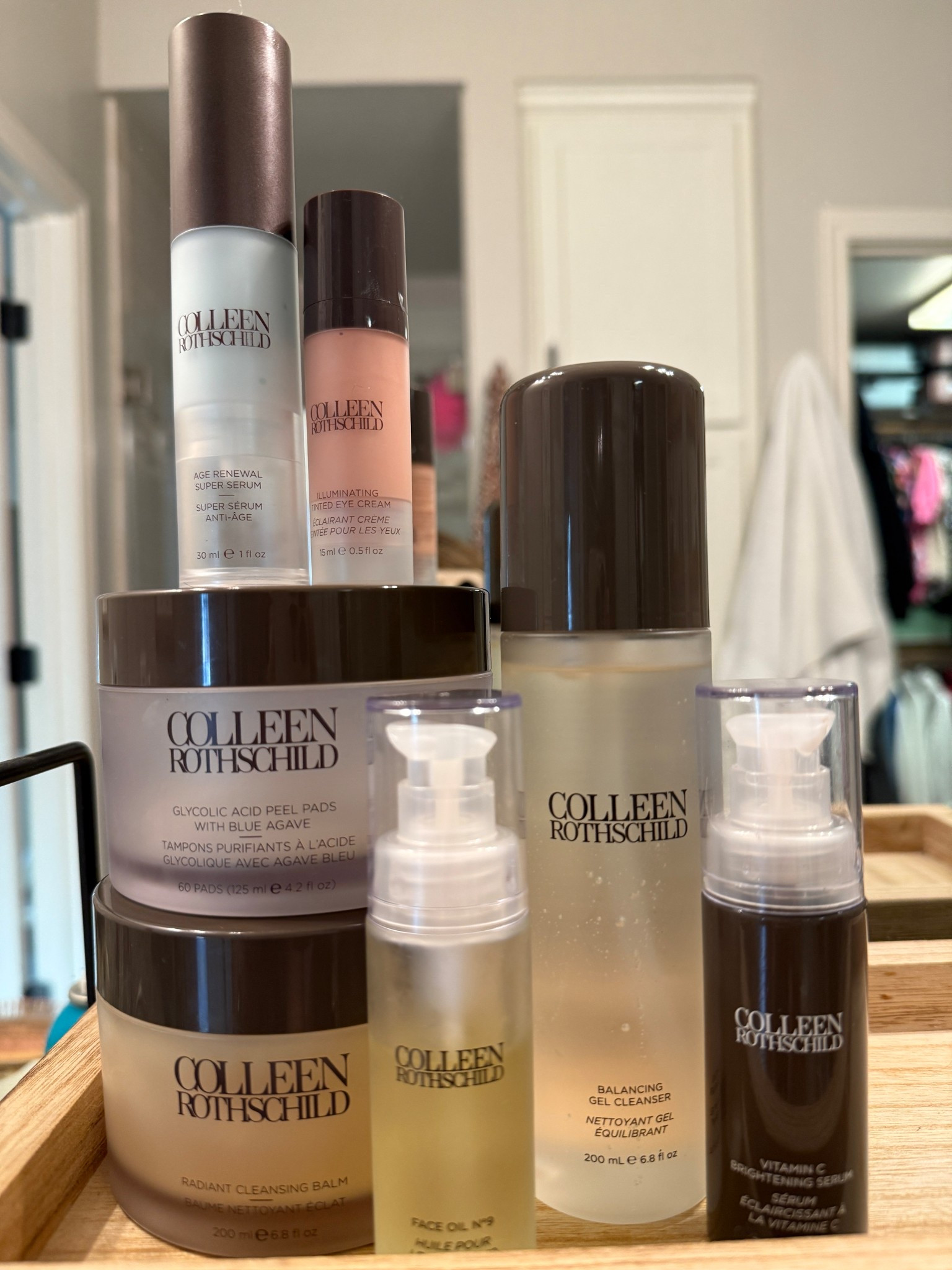 Shop the friends & family sale…you deserve it! 



#LTKSaleAlert #LTKOver40 #LTKBeauty