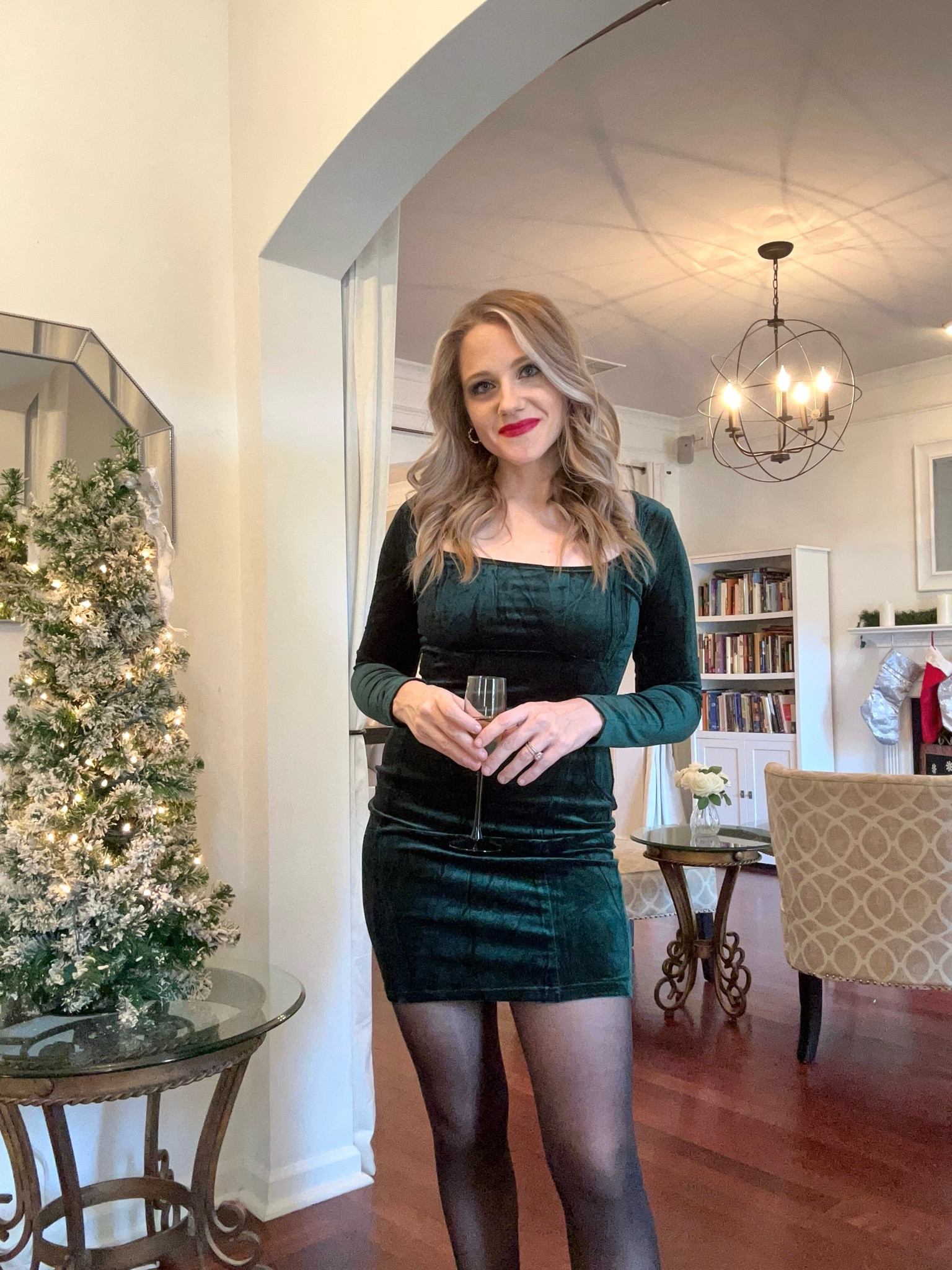 Holiday/Christmas/New Year’s Eve party dress. Wearing a medium. If between sizes, size up. 

#LTKHoliday #LTKParties #LTKSeasonal