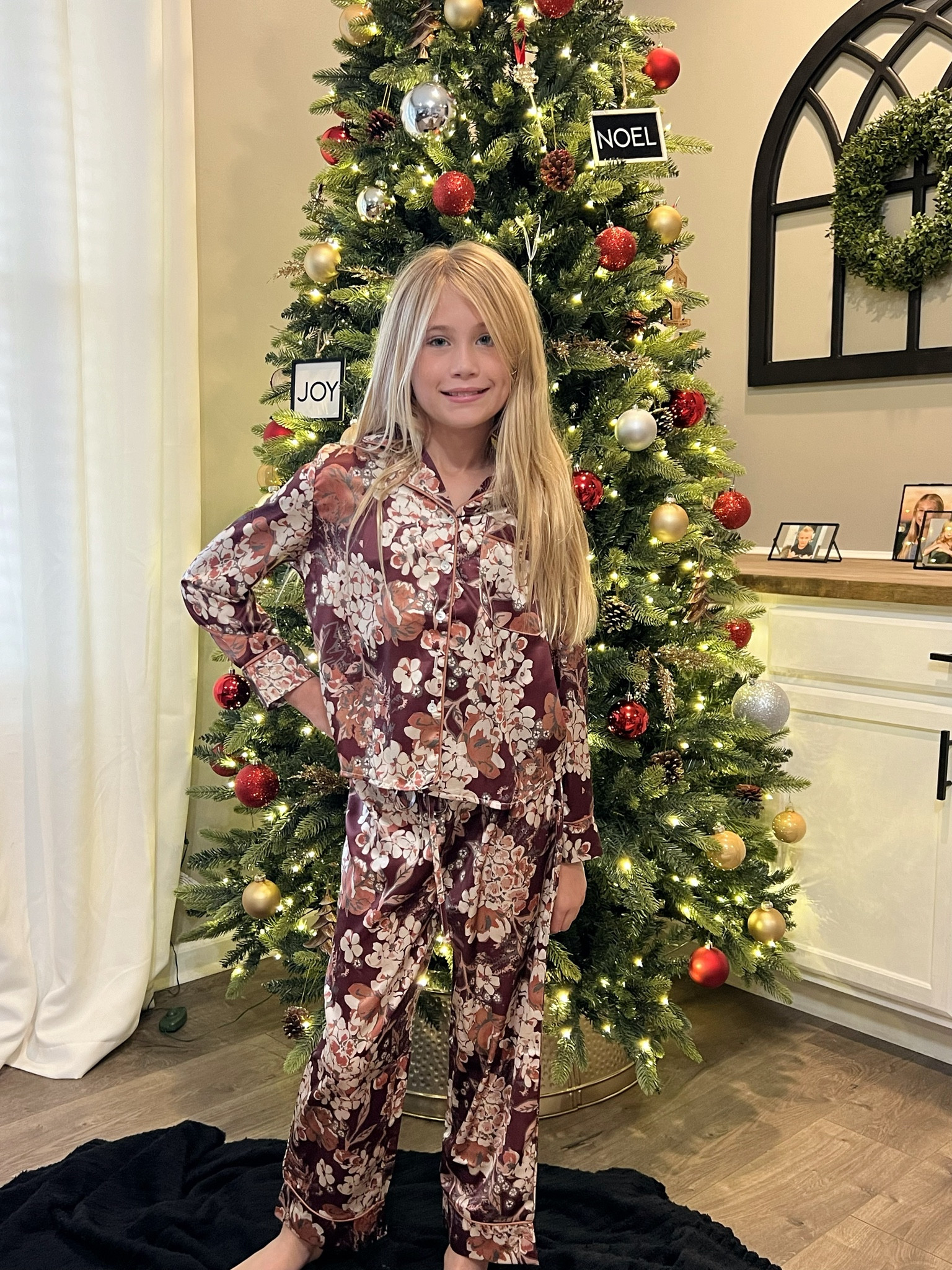Silky satin pjs for the holidays? YES PLEASE! These make for a great gift too! They come in so many different colors! 

#LTKHoliday #LTKGiftGuide #LTKkids