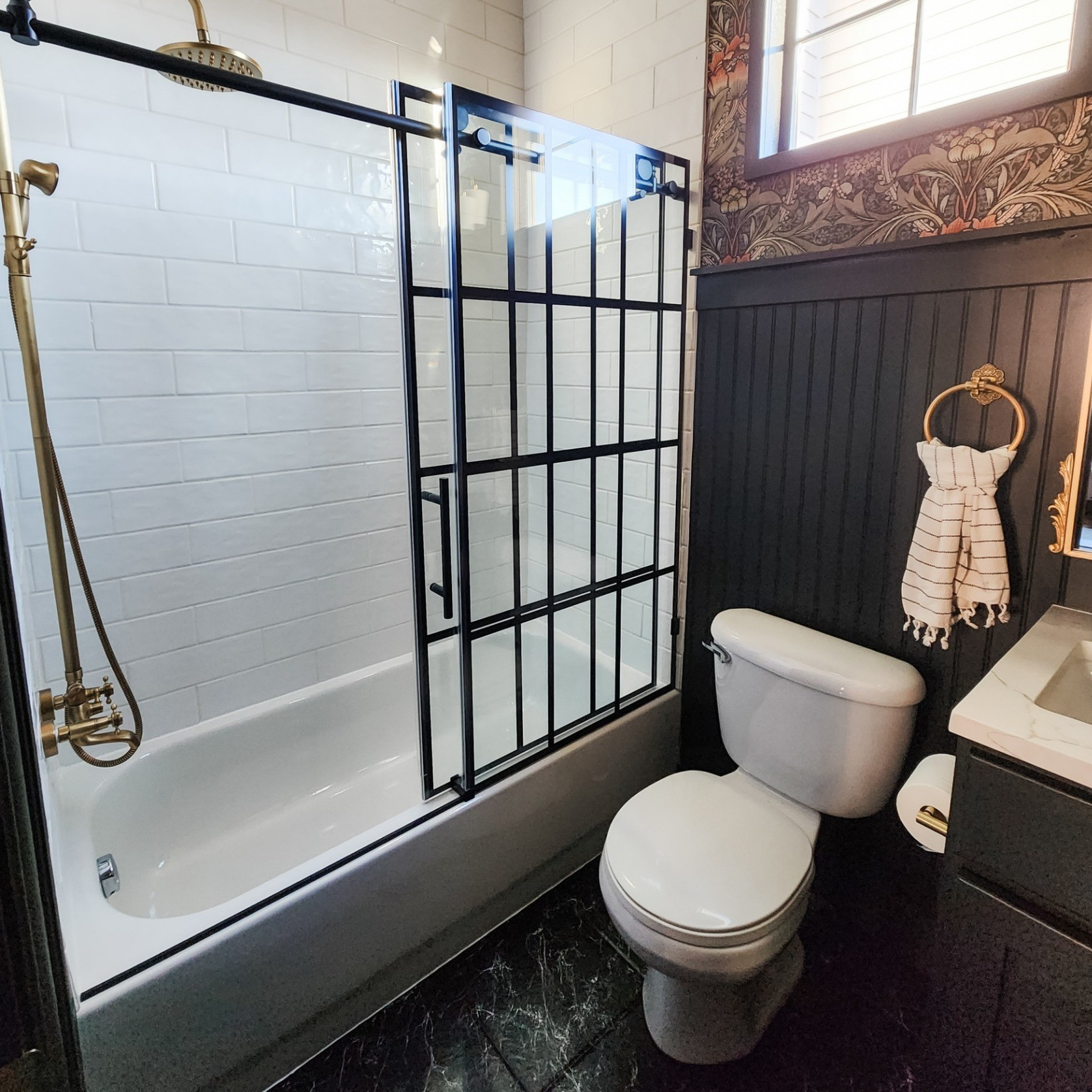 Love these shower doors 😍

#LTKHome 

#LTKU