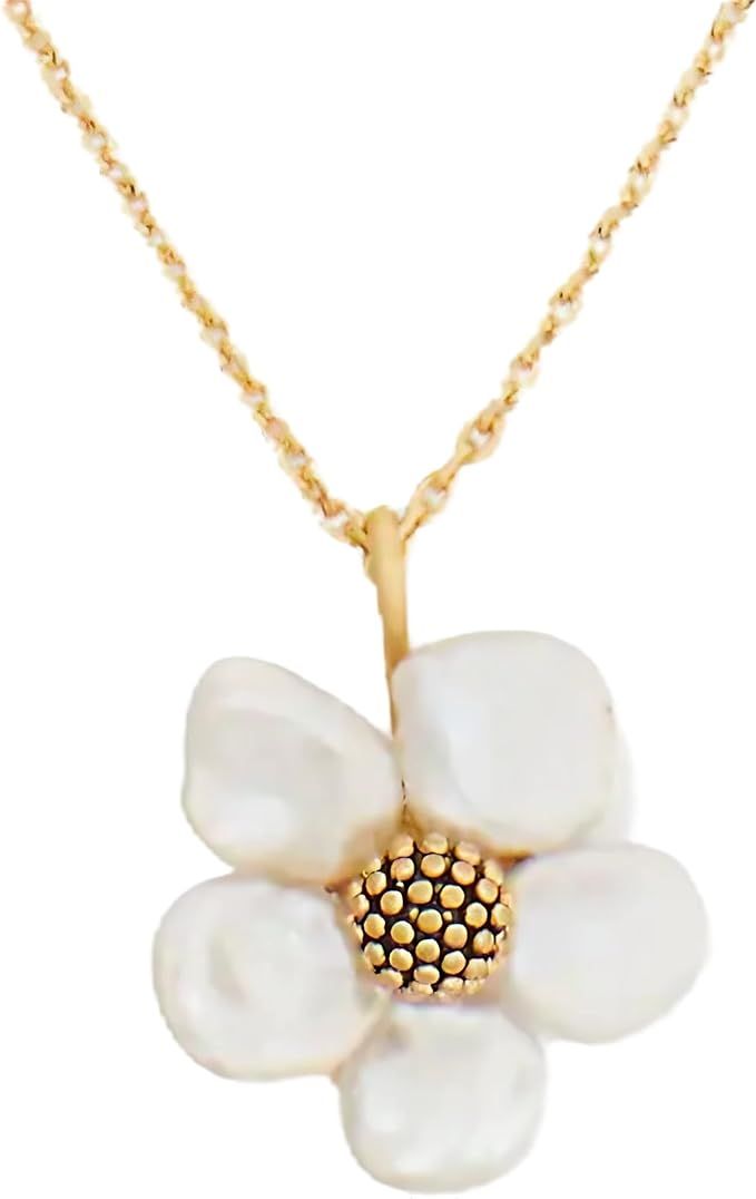 Kate Spade Floral Frenzy Cultured Freshwater Pearl Flower Stud Earrings Cream/Gold | Amazon (US)