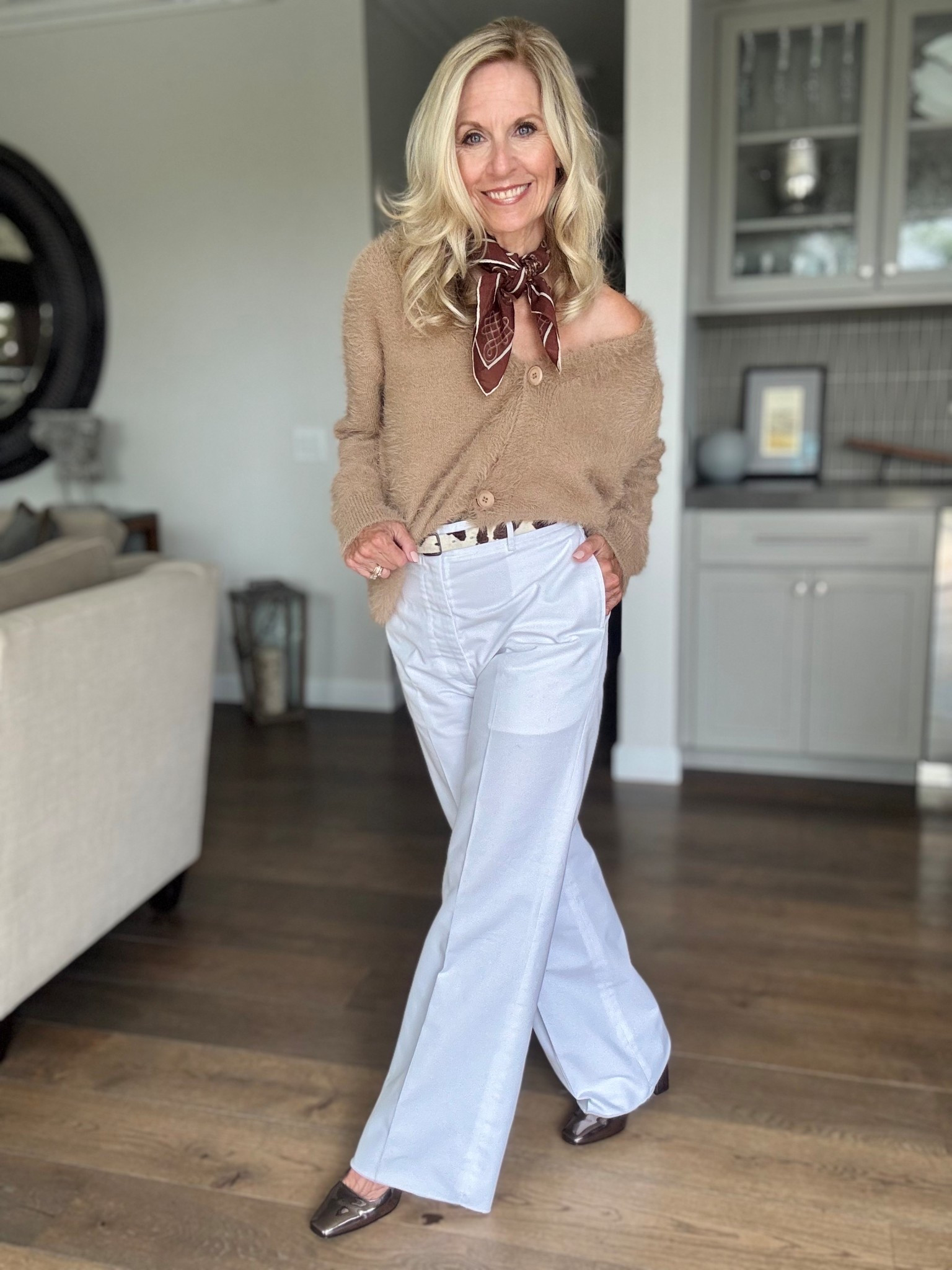 Yes, white pants in September!

I’m pairing them with one of my favorite new sweaters from Amazon!

No rules. These two colors together make me happy. And that’s the goal. Happy Monday my 50+ beauties!

Shoes: @inez Deborah15 for 15% off
Scarf: Vintage
Belt: I’ve had for years. Glad Cow Print is hitting the fashion scene.

Follow me for more 50+ style inspiration.



#LTKOver40 #LTKStyleTip