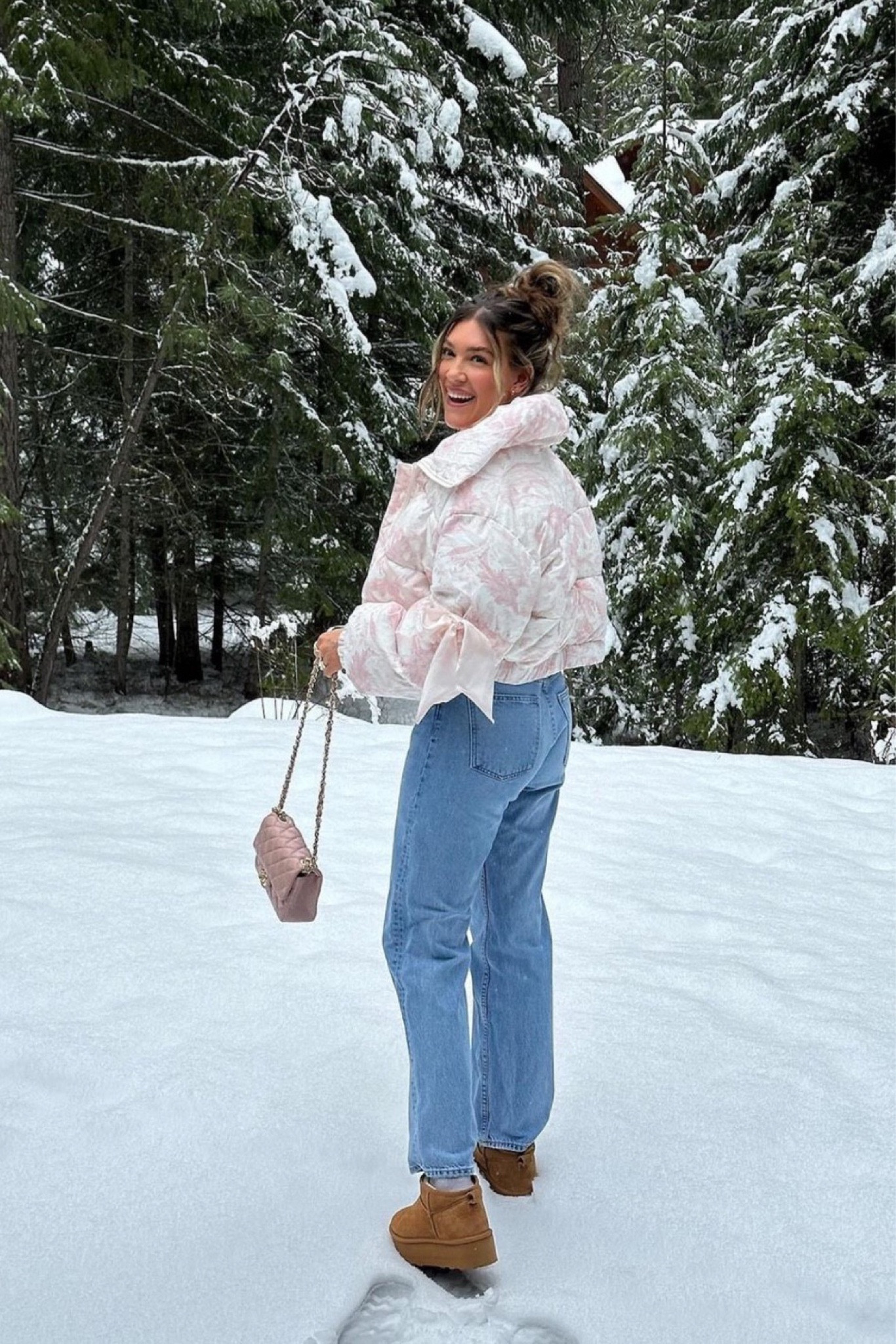 The best baggy jeans are on sale from Aritzia!! Under $100 jeans! 

#LTKFindsUnder100 #LTKSaleAlert #LTKStyleTip