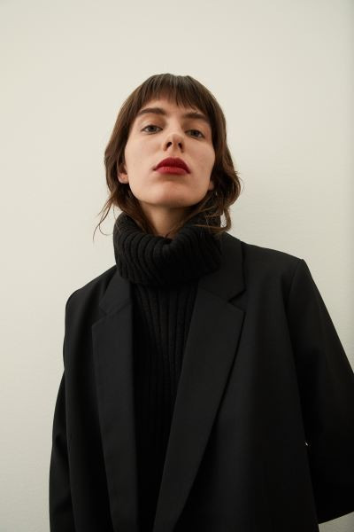 Double-breasted blazer | H&M (UK, MY, IN, SG, PH, TW, HK)