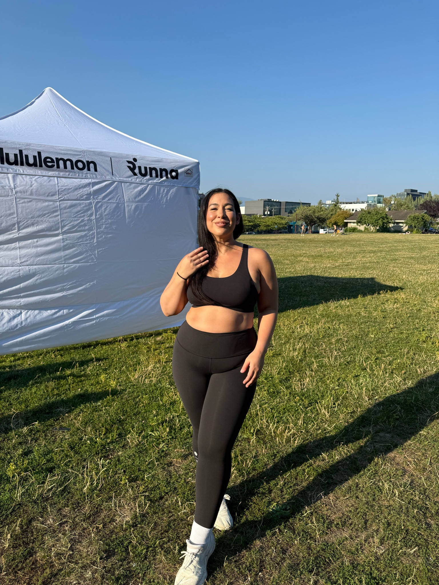 Lululemon shakeout run activewear outfit
Size 12 pants snd bra (I size down)

#LTKfitnessgoals #LTKActive #LTKMidsize