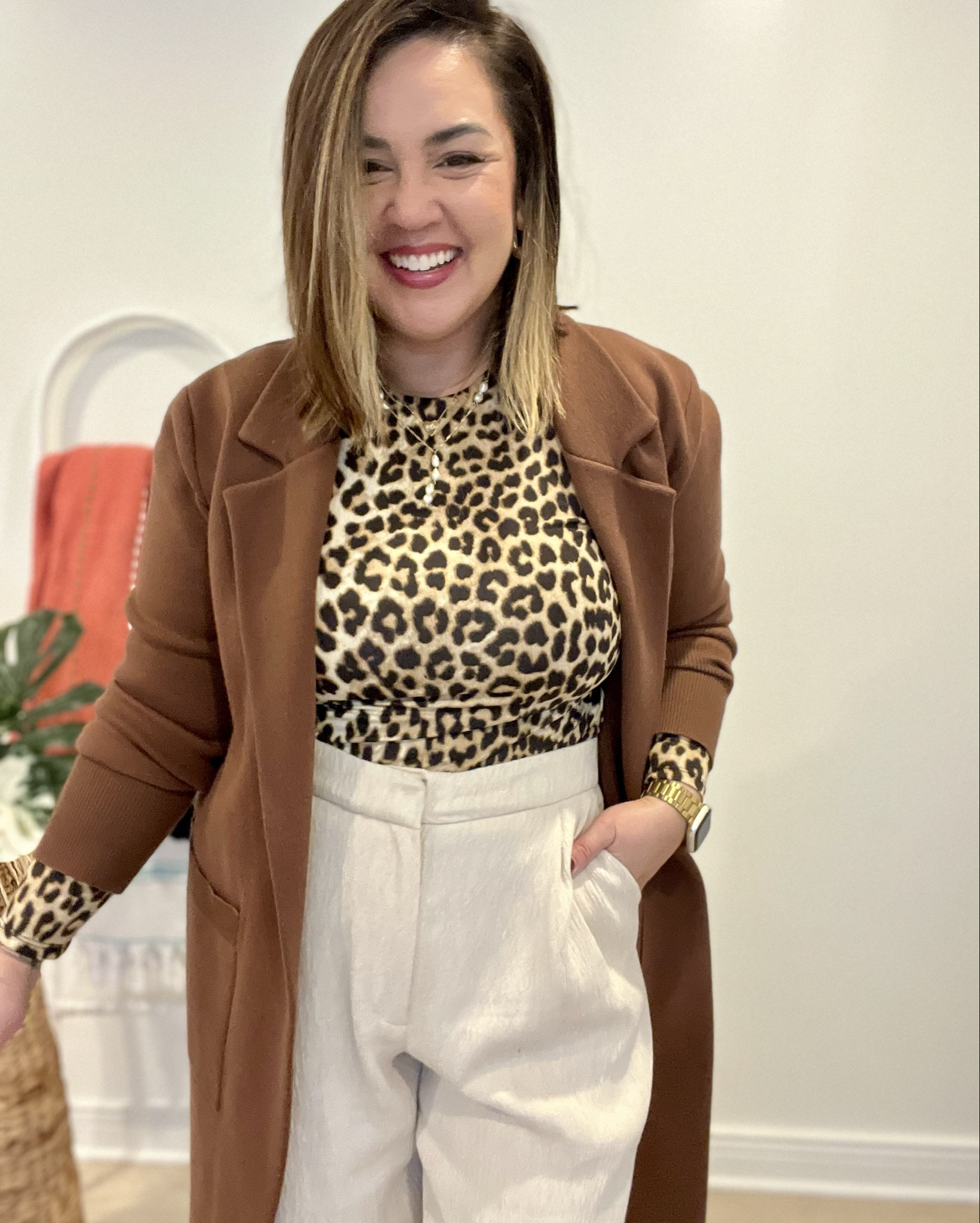 Out of my comfort zone with this fan favorite. I’m a die hard snake skin girl but this cheetah top is perfect for layering. 

Top- H&M Sz M 
Bottoms- Express Sz 10
Booties- Kohls
Cardigan- Amazon Sz M

#LTKOver40 #LTKFindsUnder50 #LTKMidsize