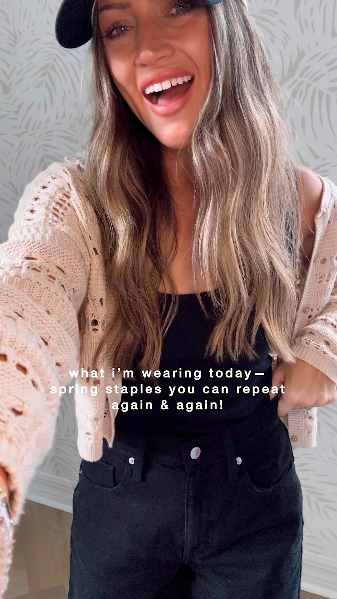 Today’s outfit!

Size 2 jeans - go down if in between.. I did my true 2 and they’re roomy 

Small tank. XS cardigan 


Neutral outfits
Black jeans
Barrel jeans
Spring cardigan
Closet staples 