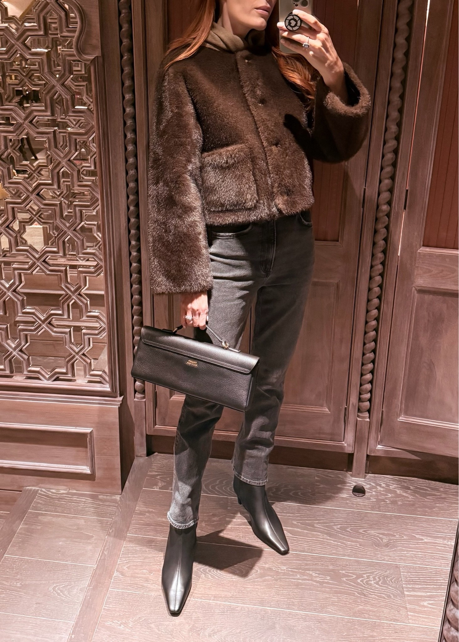Did a @tommy try-on and was so impressed by the quality. The tailoring, weight of the fabrics, little details - all very chic. Classic Tommy, but especially elevated right now. Tommy is having a moment.