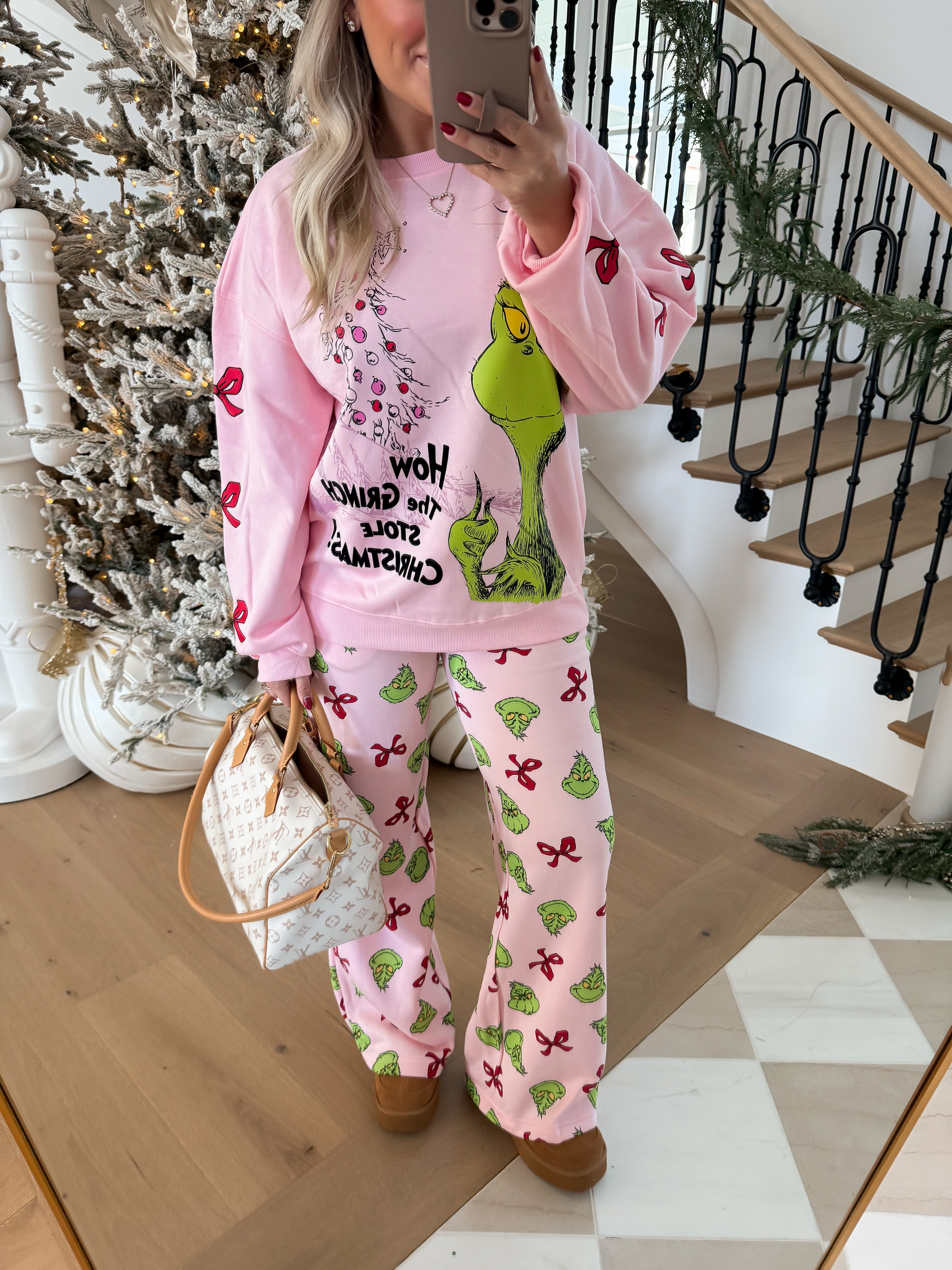 Grinch set for the holidays #LTKCyberWeek

#LTKGiftGuide #LTKHoliday