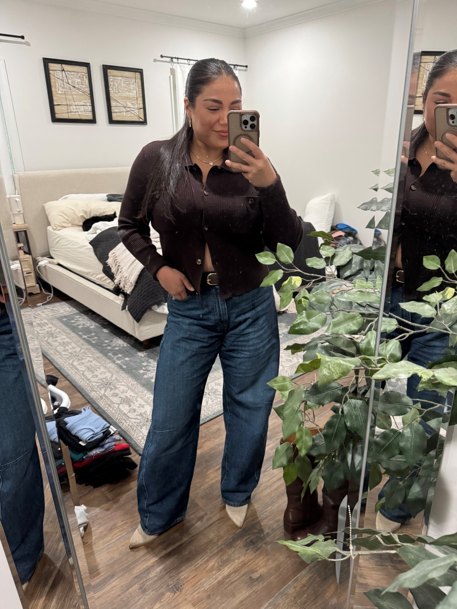 The best barrel jeans! 

#LTKFindsUnder100 #LTKPetite #LTKFindsUnder50