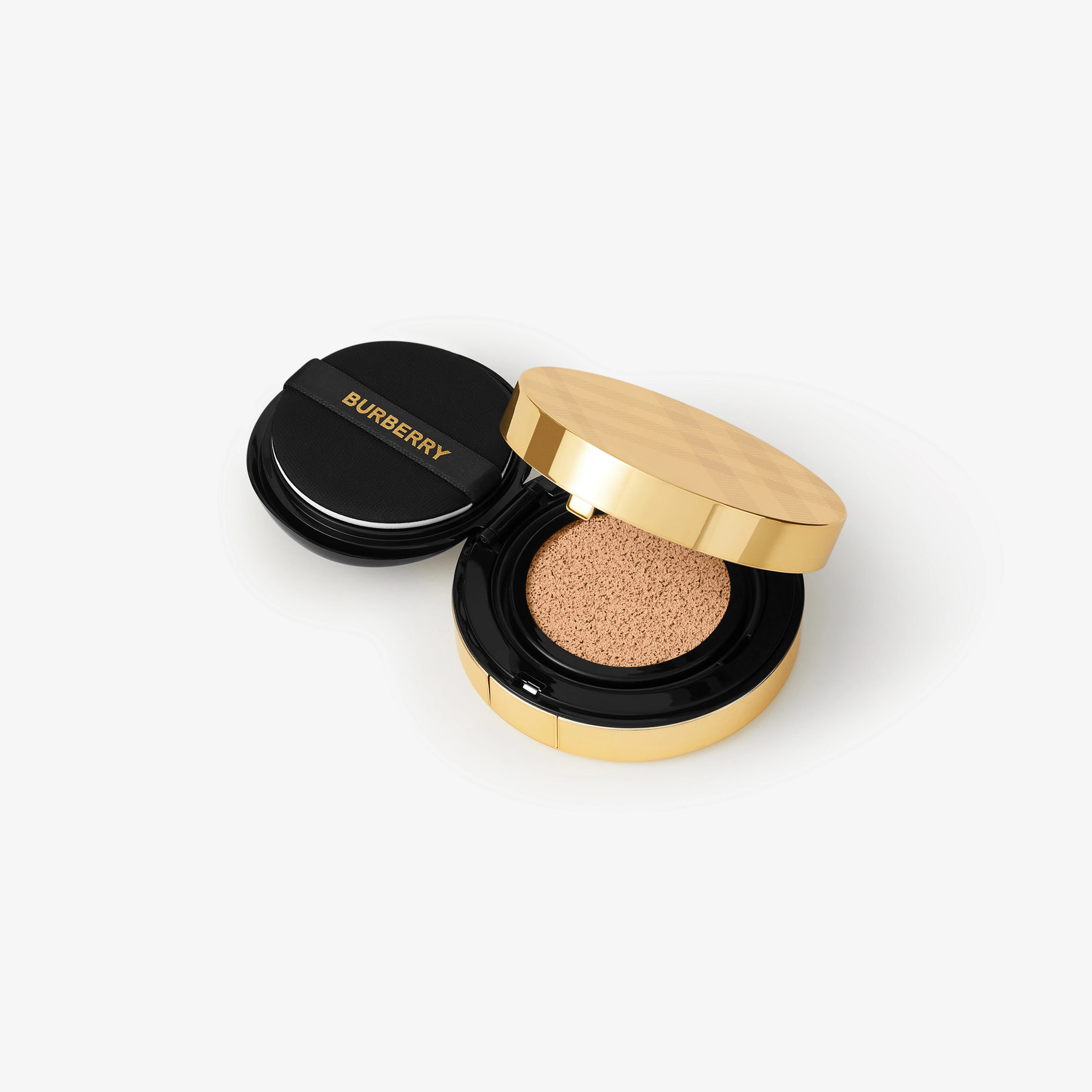 Ultimate Glow Cushion – 40 Light Warm | Burberry (US)