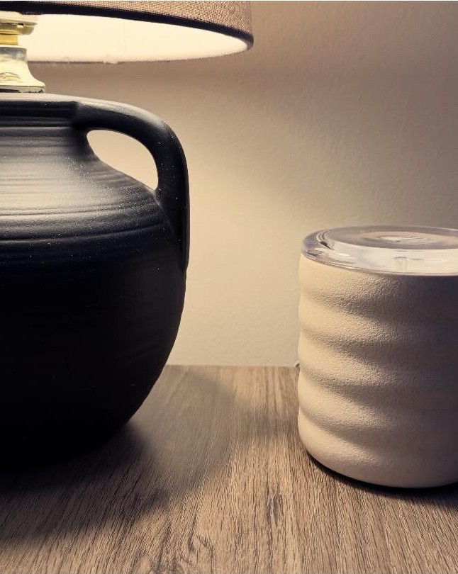 ✨ Cozy vibes, zero flame 🕯️
This Lifelines flameless candle diffuser instantly elevates any room—bedroom, bathroom, or even a classroom. Just lift the lid and let calm, cozy ambiance fill your space. 💛

Tap to shop your new favorite home upgrade!

#HomeDecor #CozyVibes #FlamelessCandle #CandleLover #SelfCare


#LTKHome #LTKdayinmylife #LTKselfcare
