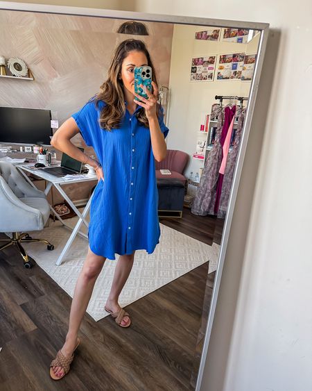 Summer dress from Target 💙

Under $30 dress // target fashion // baby shower dress // summer outfit // blue gauze button front dress // blue dress for summer 

#LTKSeasonal #LTKStyleTip #LTKFindsUnder50