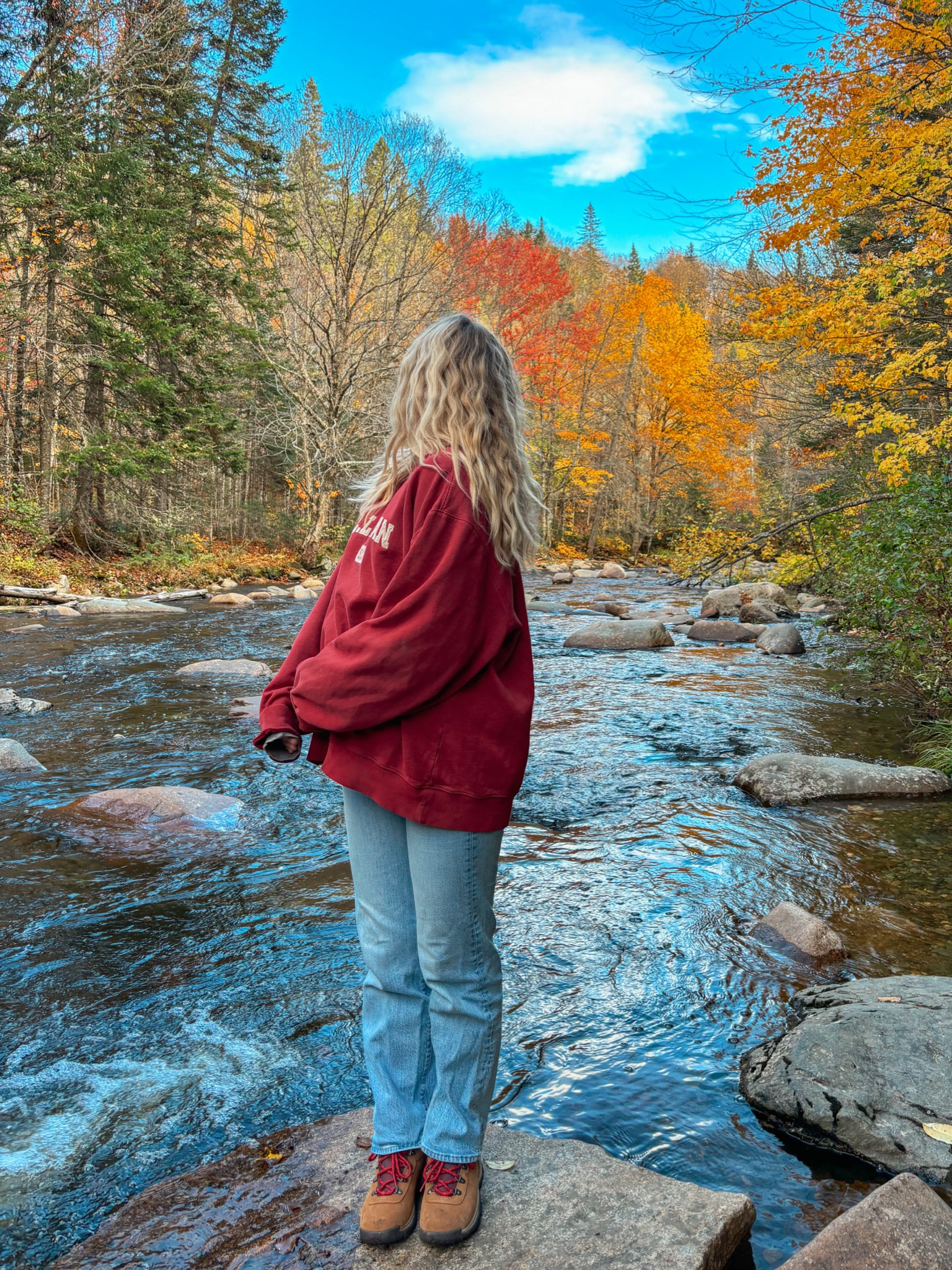 fall hike warm outdoor outfit