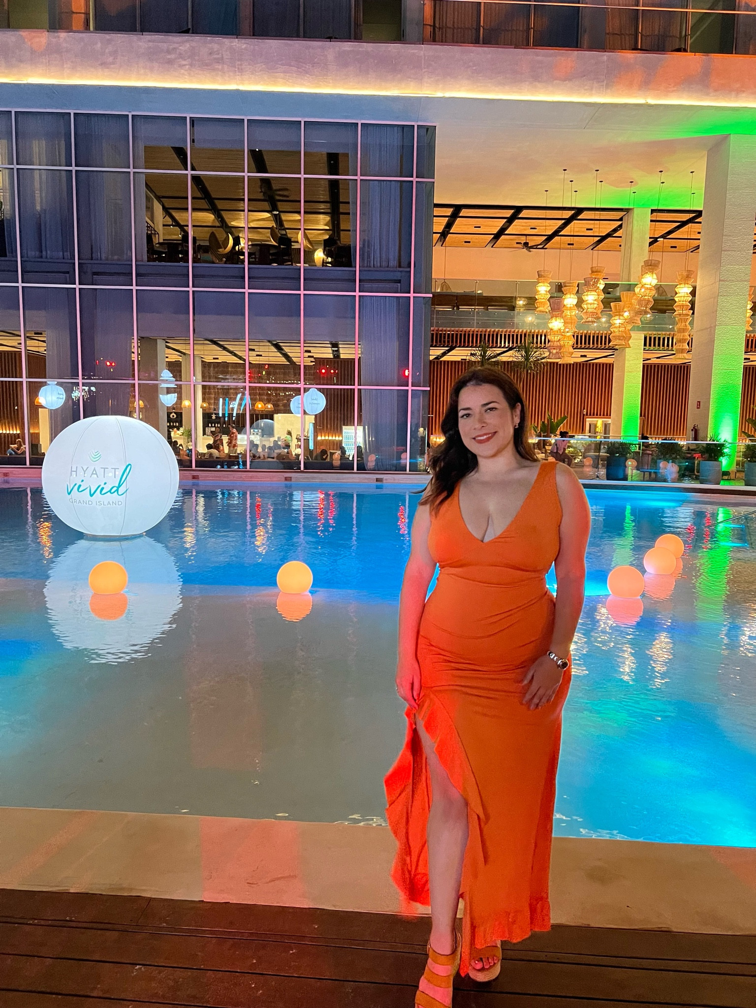 Orange Dress! 🧡


#LTKParties #LTKStyleTip #LTKTravel