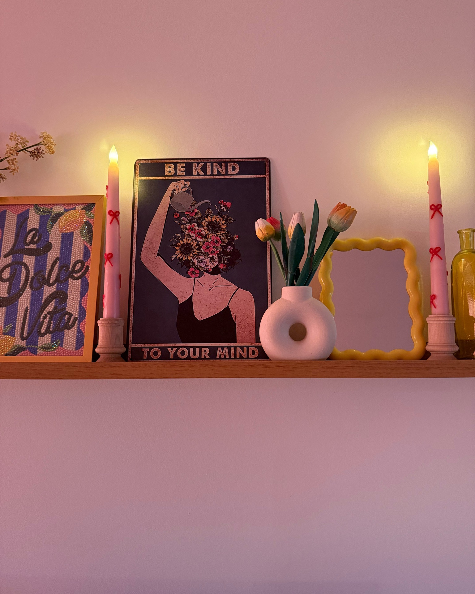 Whimsical shelf decor ✨

#LTKHome