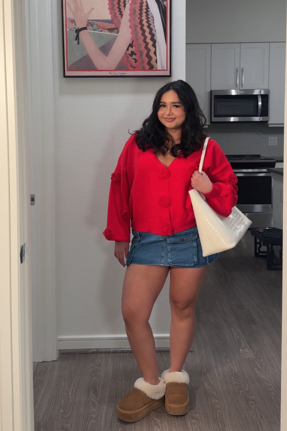 hi friends 🤍 I hope you’re having a good day! Remember the weekend is super close 🥰 ok to the clothes! 
Top: ROSS - ross does not have links, but I linked some similar ones. 
Skirt: Bardot - I got a size large, but I wish I got a medium!
Shoes: UGGS, yall I have had these for now over two years & they are in perfect condition ! 

#LTKFindsUnder50 #LTKSeasonal #LTKStyleTip