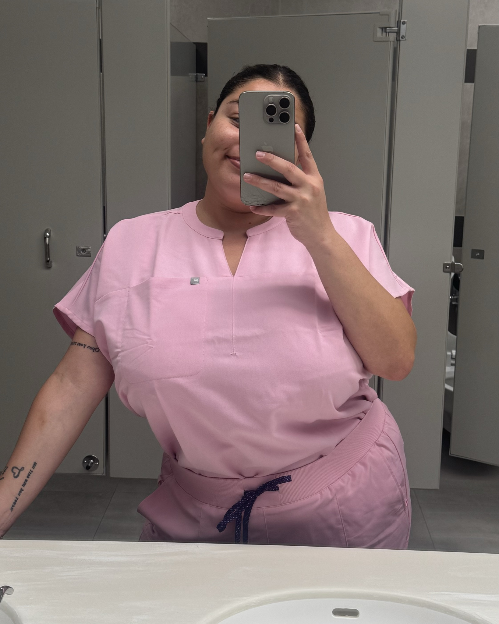 On Wednesday we wear PINK 
Fabletics have some of my FAVV scrubs 💞 
Top: XXL/1X
Bottoms: XL 

#LTKPlusSize #LTKWorkwear