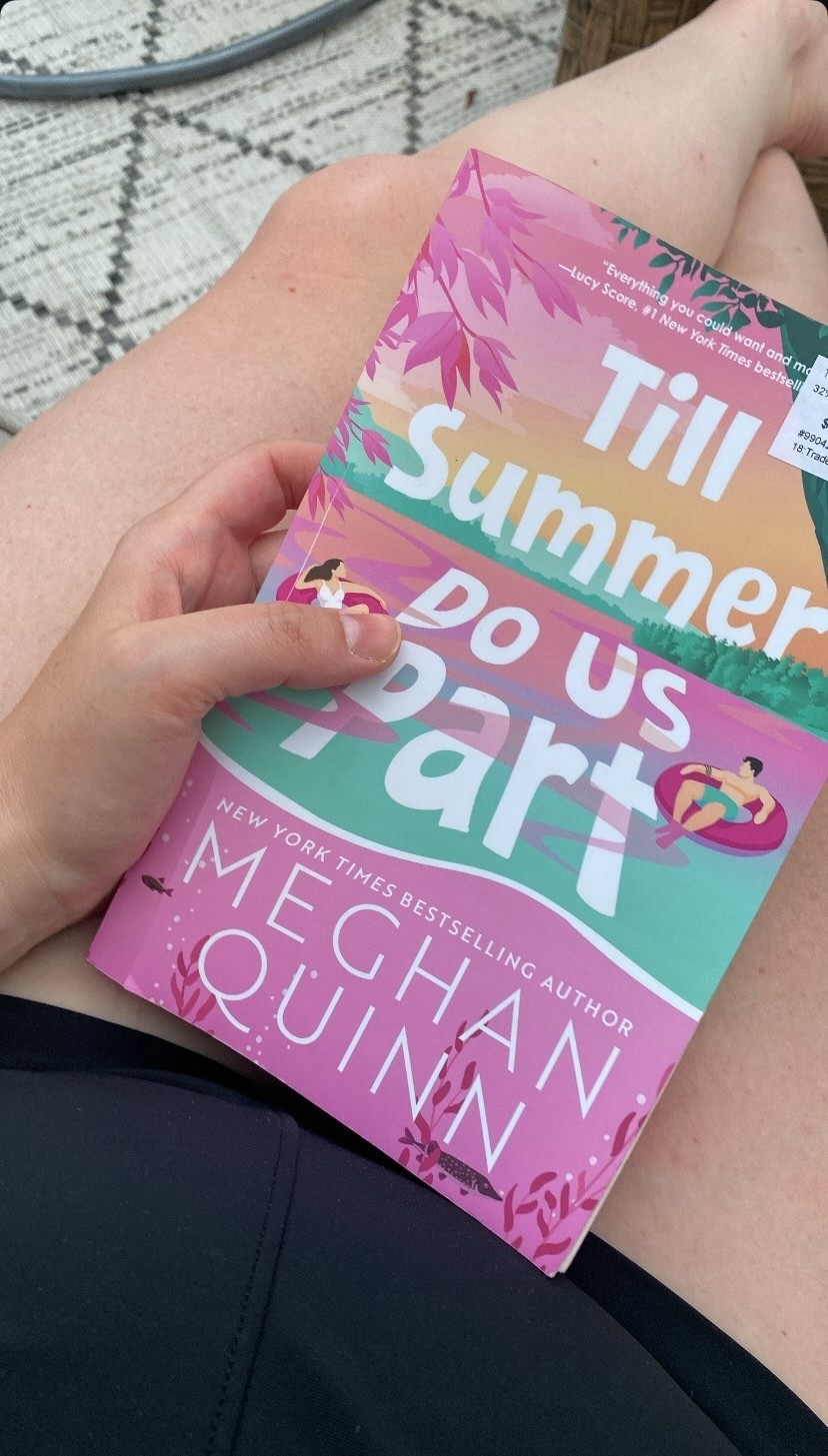 Summer reads // beach reads // vacation reading 



#LTKSeasonal #LTKFindsUnder100 #LTKFindsUnder50