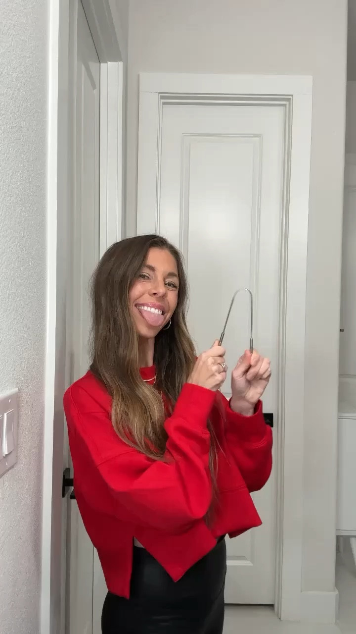 Amazon prime day deal!! Tongue scraper- I use this every morning!

#LTKFind #LTKunder50 #LTKxPrimeDay