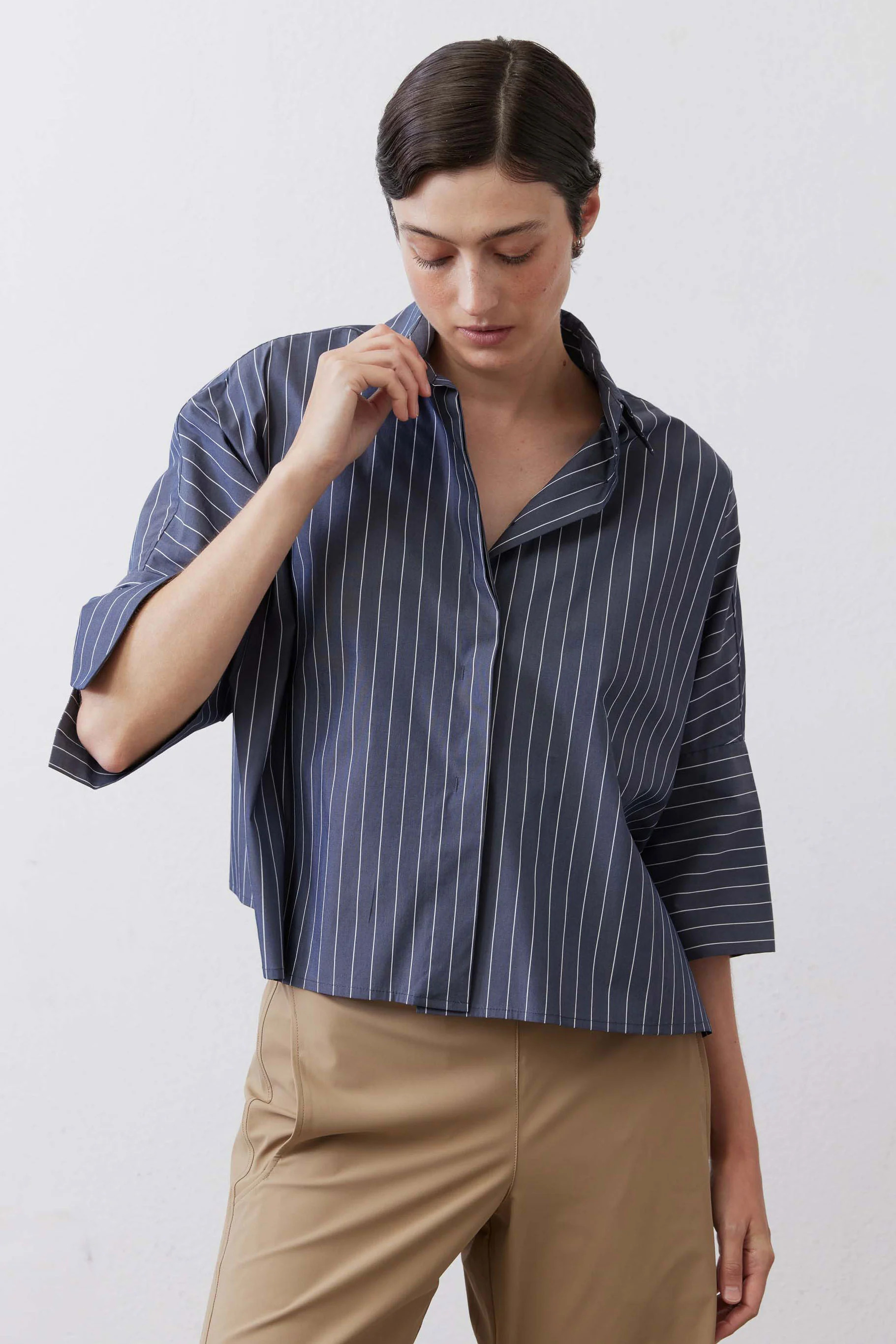 Oversized Cropped Button Up | Ruti