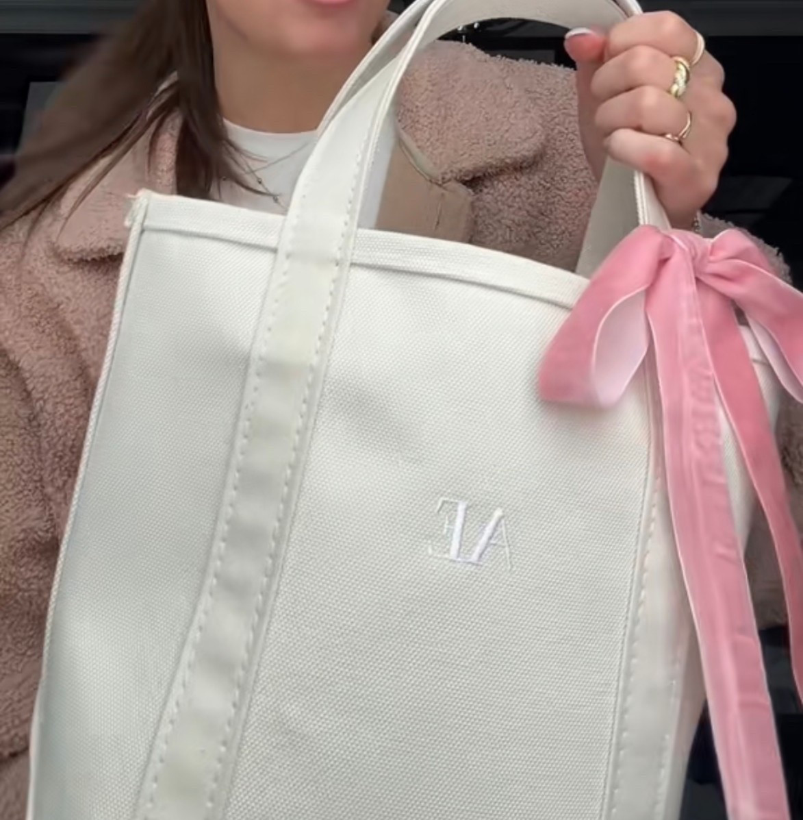 CUTEST TOTE 🩷 perfect gift idea for literally anyone AND you can customize 

#LTKSpringSale #LTKootd #LTKgrwm