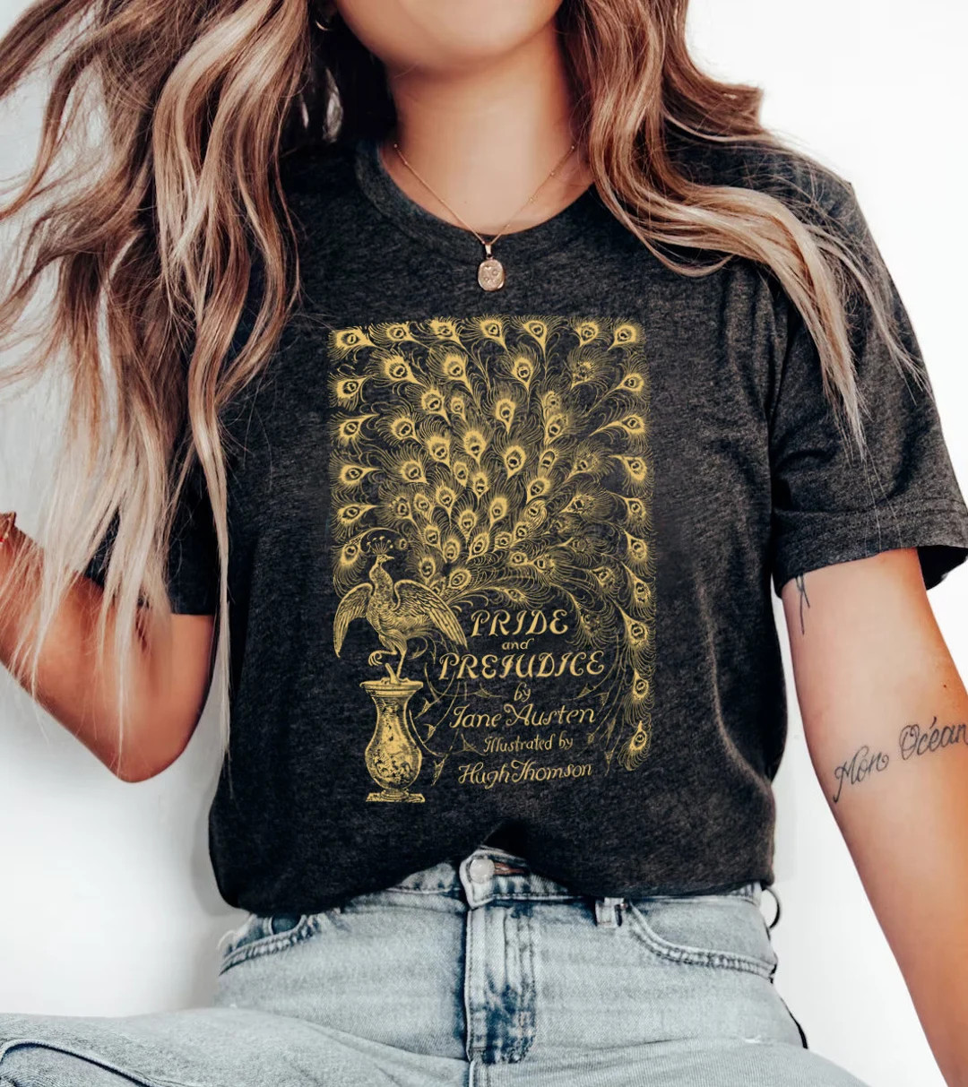 Pride and Prejudice Shirt, Jane Austen Tee, Pemberley Derbyshire T-shirt, Gift for Bookworm, Read... | Etsy (US)