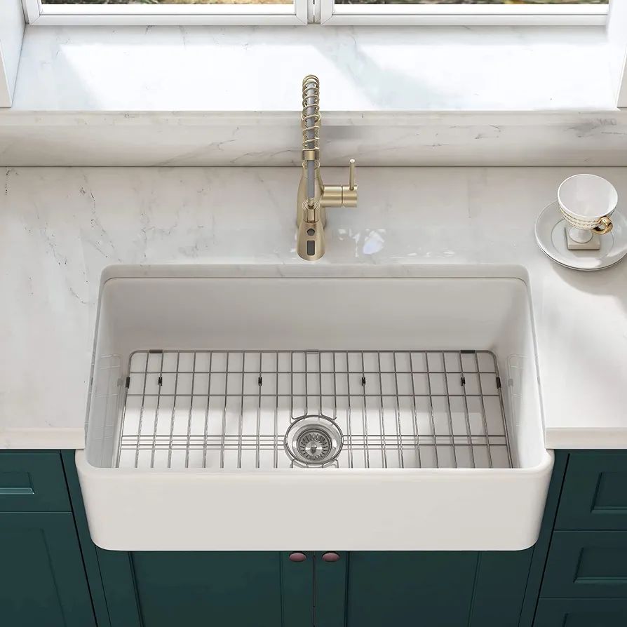 GETPRO Farmhouse Sink 30 Inch Fireclay Farm White Kitchen Sink Apron Front Large Deep Porcelain S... | Amazon (US)