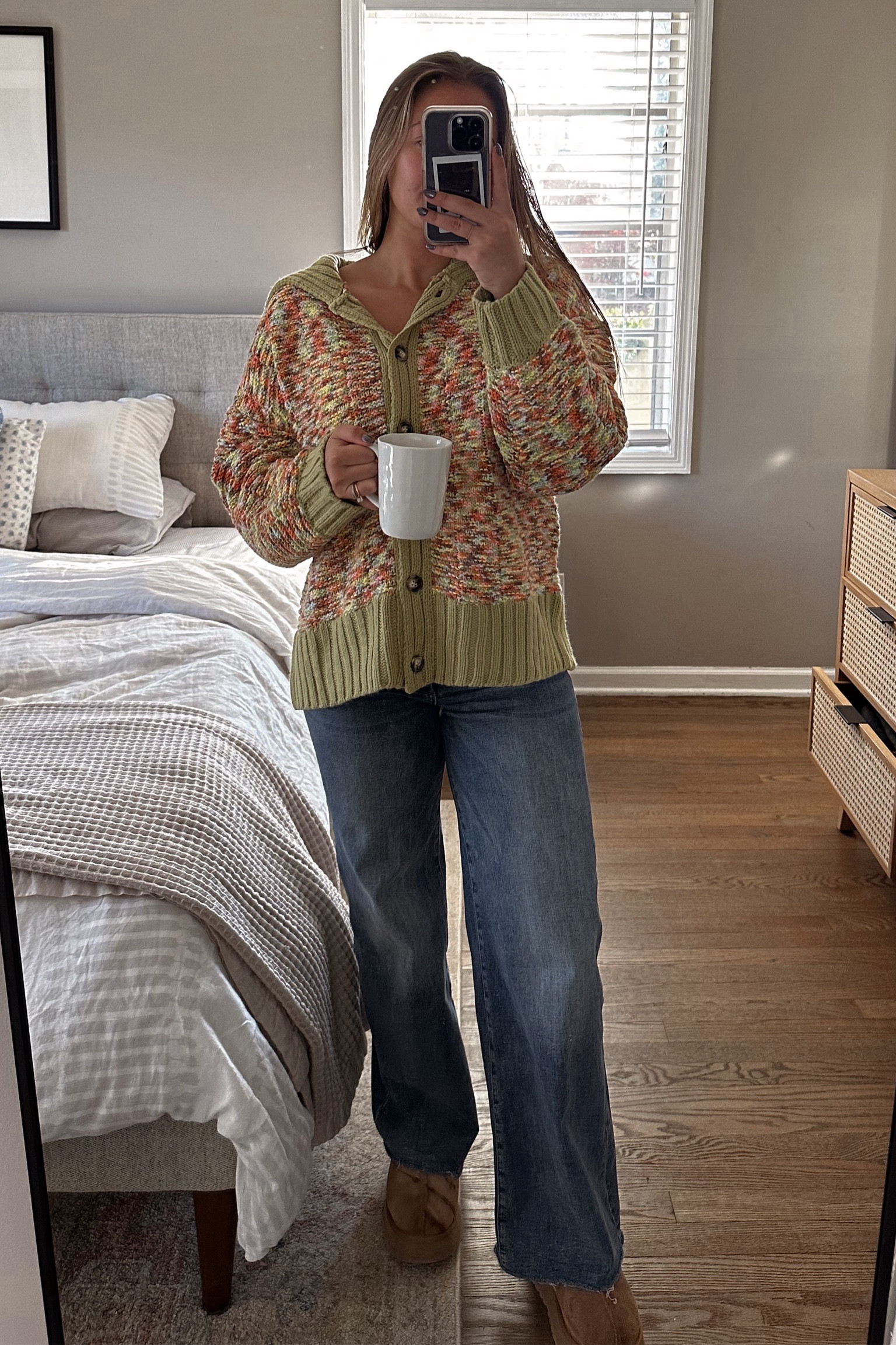 Sweater is from Nuuly
Size 2 in jeans (normally a 4/6 but these are very stretchy)