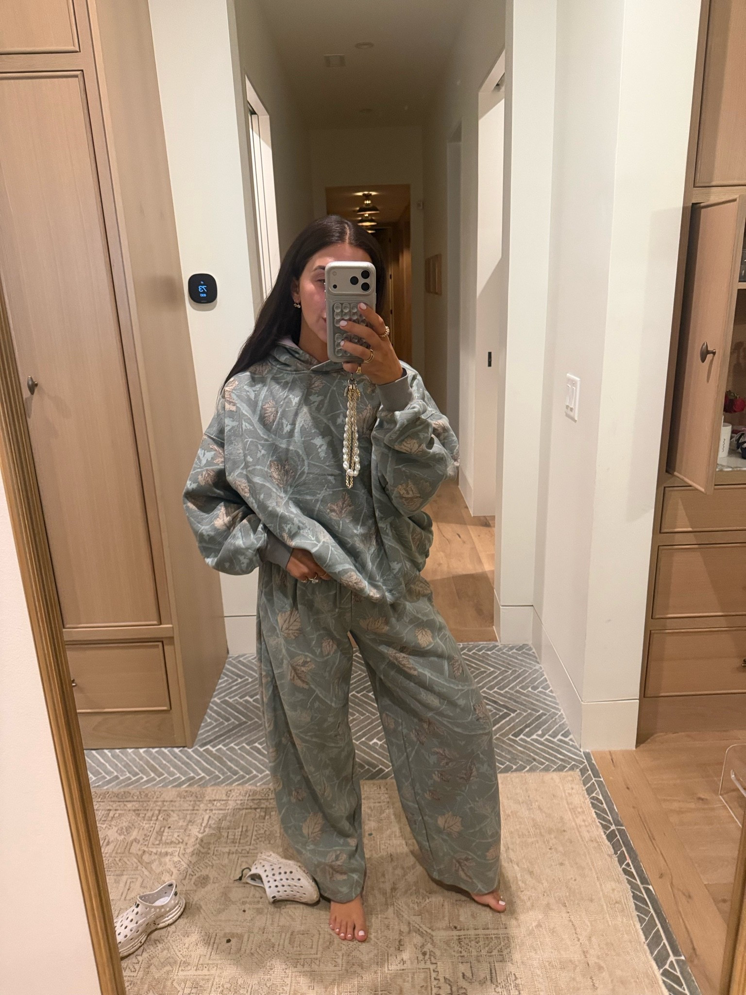 Sweatshirt: xl 
Pants: medium 

Dressupbuttercup.com #dressupbuttercup #dederaad