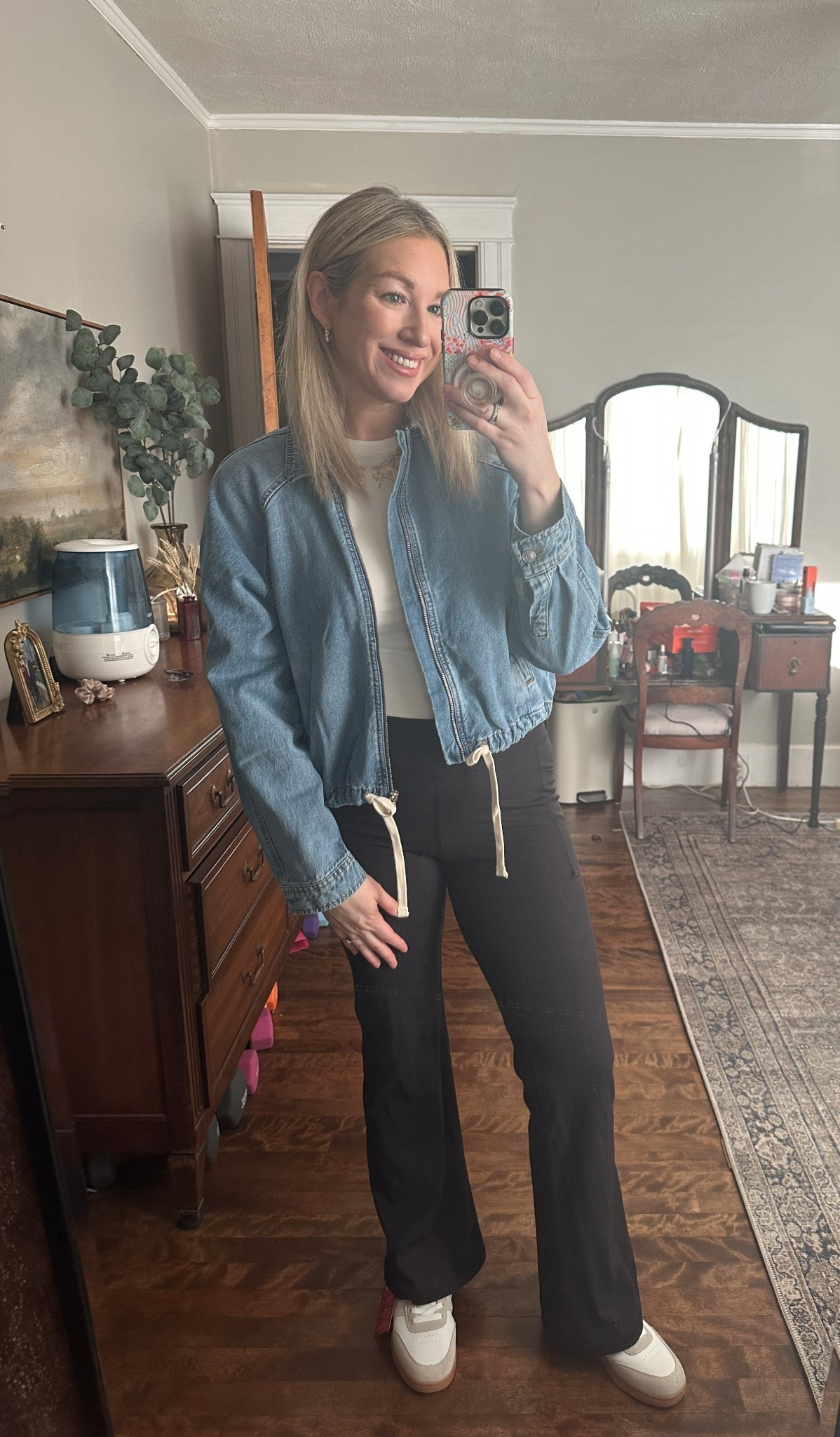 Size large in jacket, pants (could of done a M too), and tshirt
Shoes fit true to size 

#LTKootd #LTKMidsize #LTKgrwm