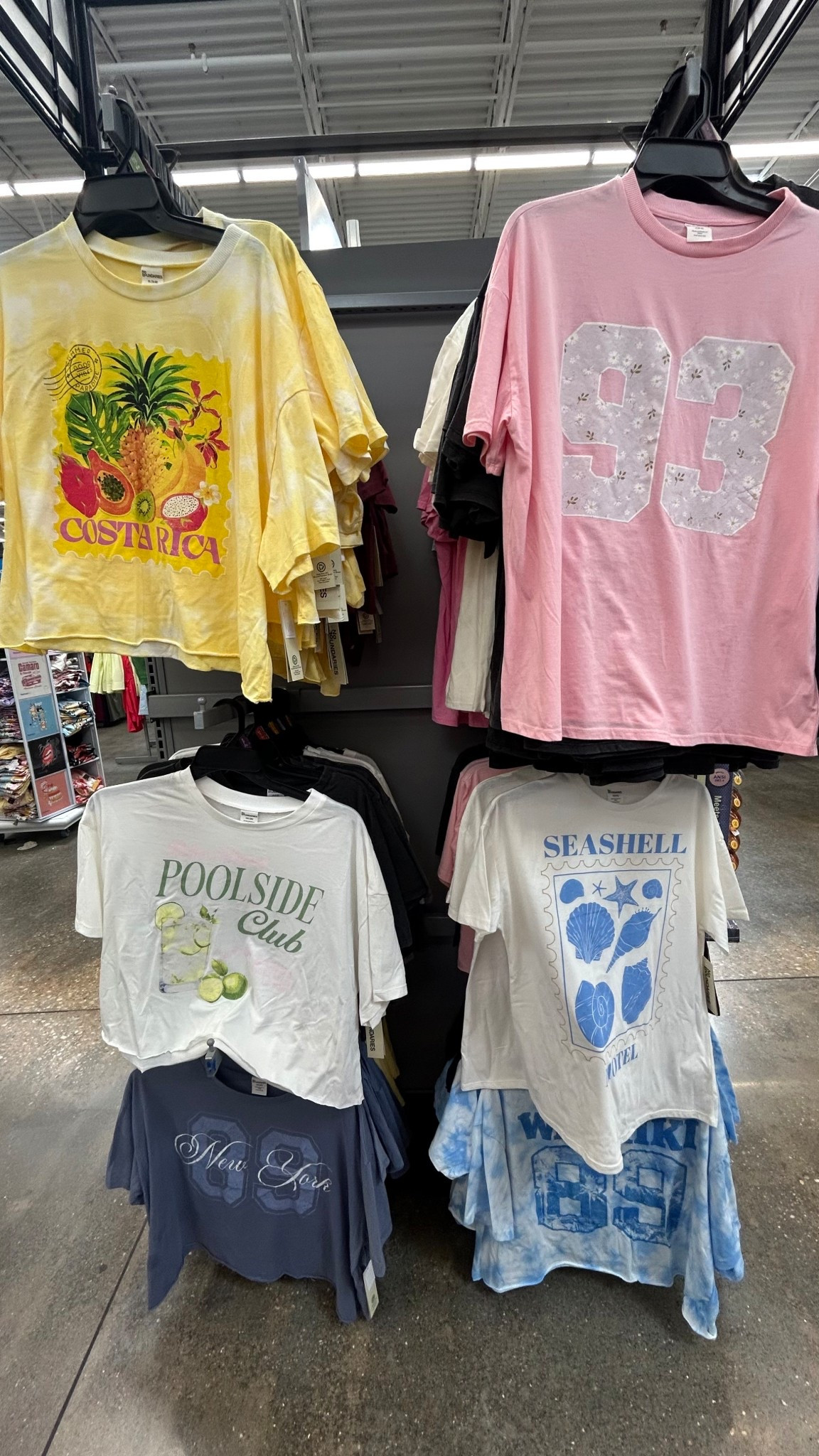 Walmart graphic tee, walmart fashion finds, walmart beach tees, walmart finds, beach, hawaii tee, beach vacation outfit

#LTKootd #LTKSaleAlert #LTKSpringSale