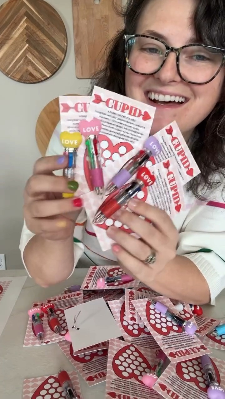 Send this to a friend or teacher who could use an easy Valentine idea! Printable available for free on our website!
Valentine idea, DIY Valentine, allergy safe Valentine, non food Valentines, classroom Valentine

#LTKKids #LTKValentine #LTKmomlife