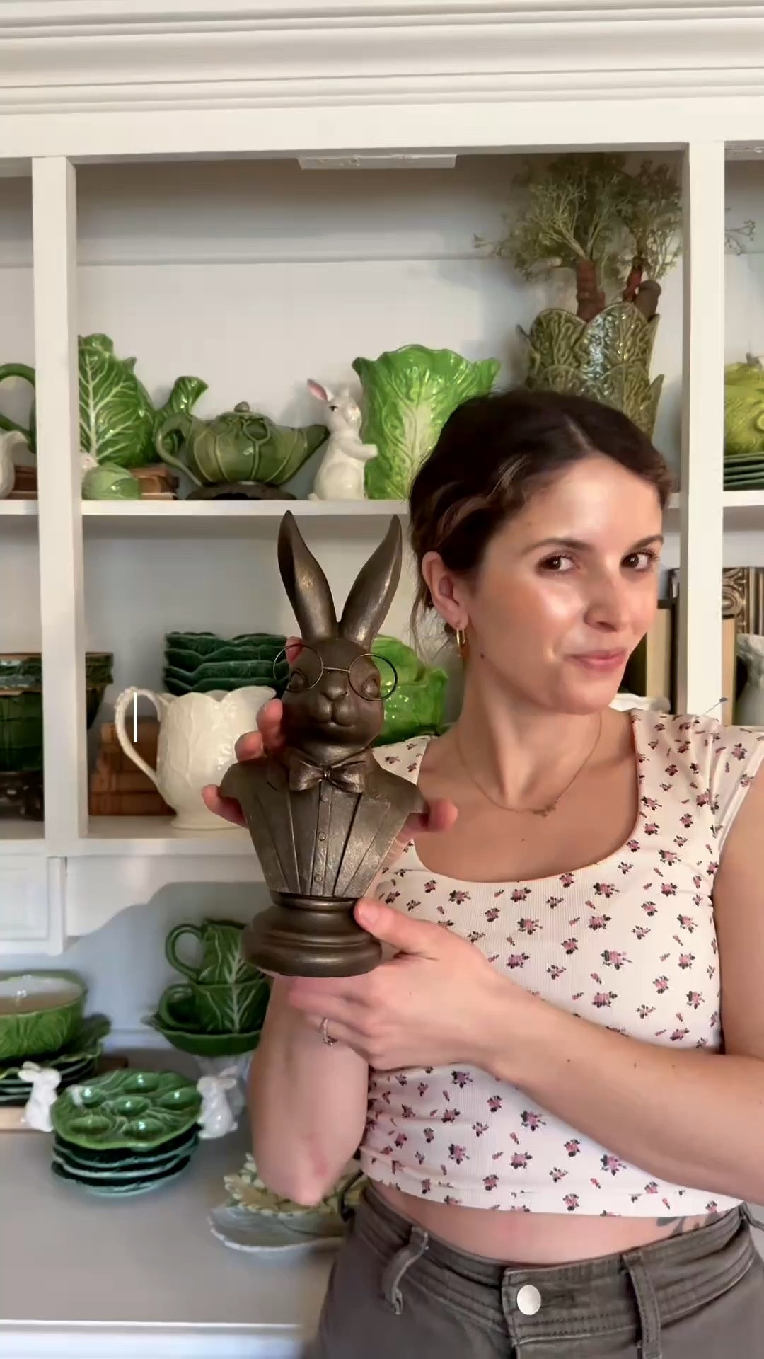 I didn’t plan this whole vignette around him… but somehow the bespectacled rabbit became the moment 🐇✨
It’s always that one unexpected piece that pulls everything together—the kind that makes your home feel collected, not decorated.

Styled with soft neutrals, layered textures, and vintage-inspired details for that cozy cottage feel we’re always chasing 🤍
This is your sign to lean into the quirky pieces—they’re the ones that make your space yours.

#cottagedecor #vintagehome #thriftedstyle #springdecor #bunnydecor #cozyhome #collectedhome #vintagefinds #homestyling #pinteresthome
