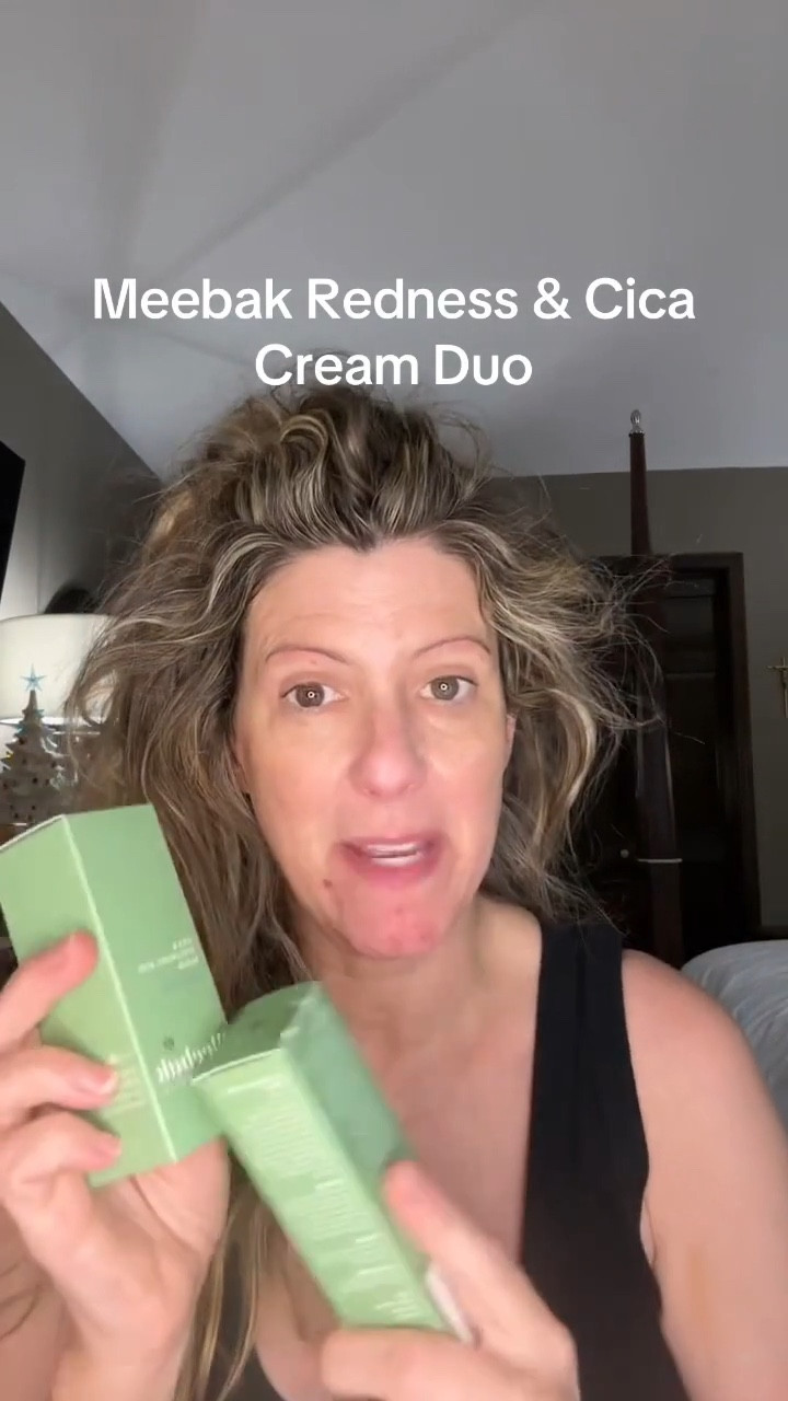 Meebak Seoul Cica Redness Solutions. If you have skin redness and inflammation, Cica calms inflammation, redness, and helps rebuild the skin barrier for stronger, healthier skin. It’s a legendary plant that has been used for thousands of years and has a plethora of skin benefits from toning skin, boosting collagen, to reducing fine lines and wrinkles.