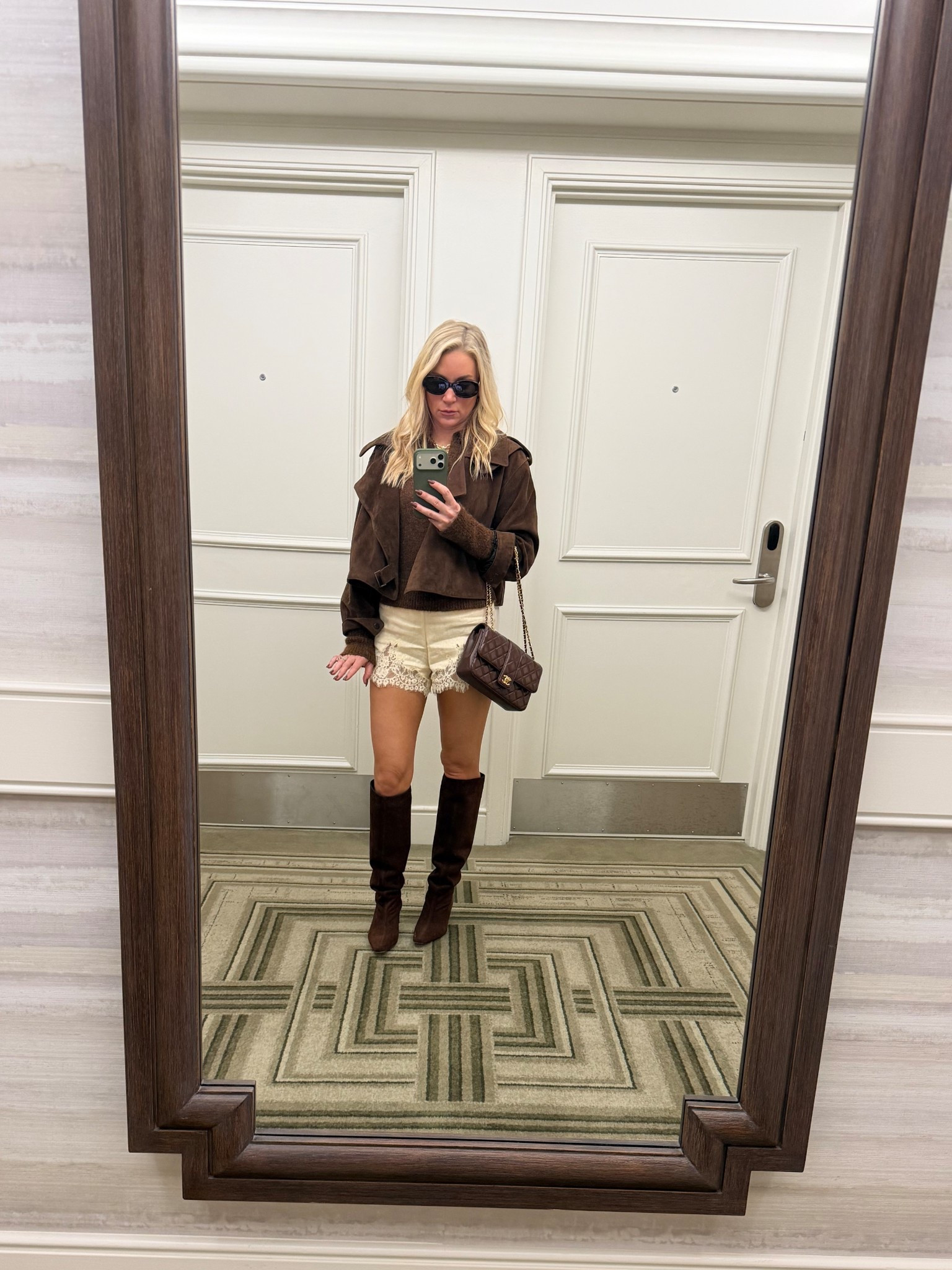 I am obsessed with these shortssss 

Linen lace satin shorts 

#LTKdayinmylife #LTKootd