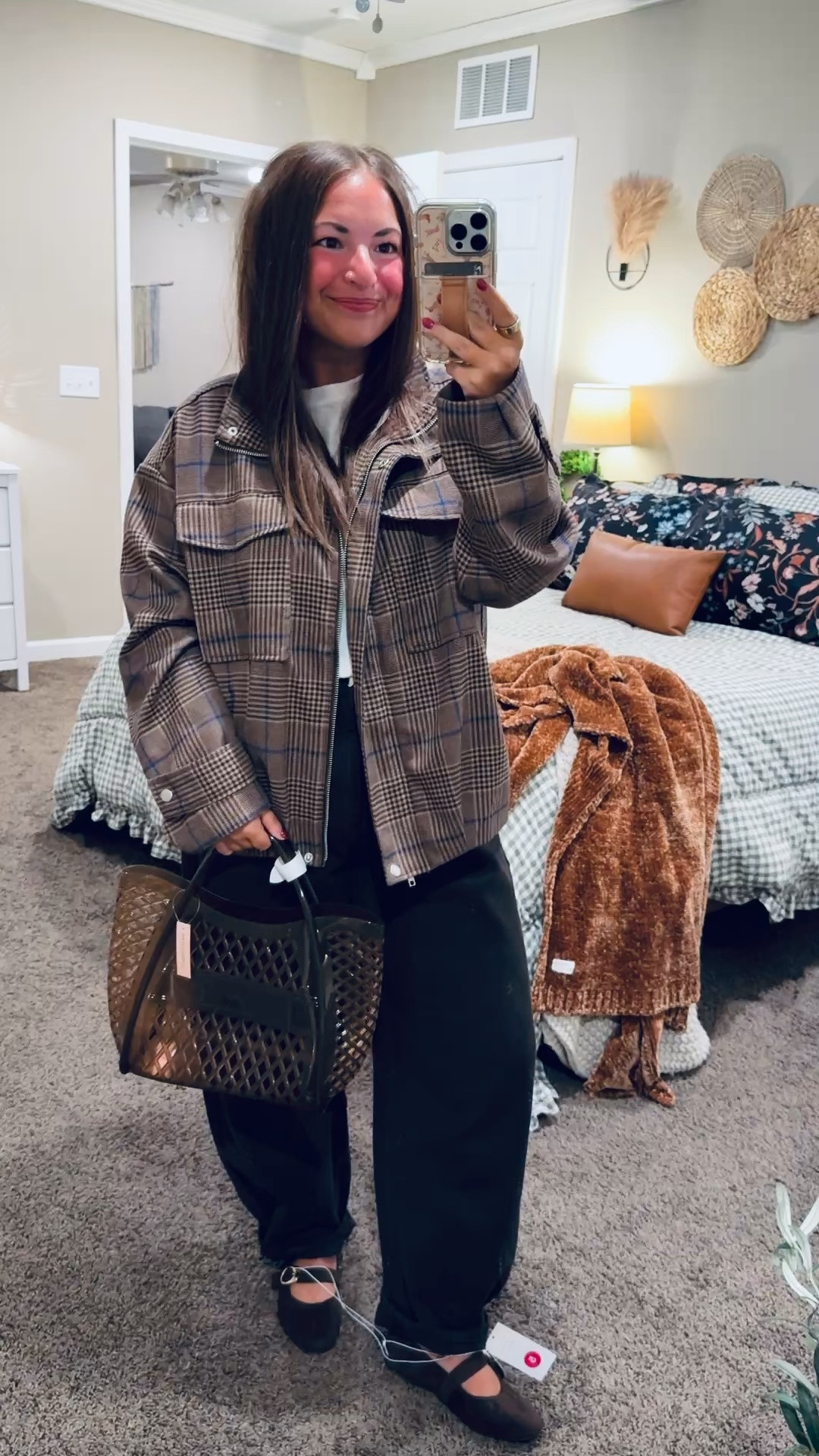 The perfect fall outfit! 🍂 This plaid jacket paired with barrel jeans and trending brown flats is such a cute, comfy look for the season! 🤎 Everything is linked!

flats: fit true to size // wearing a 5
jeans: fit oversized // wearing a 12
tee: fits true to size // wearing a large
jacket: fits true to size // wearing a large 

 #LTKootd #LTKMidsize #LTKWorkwear