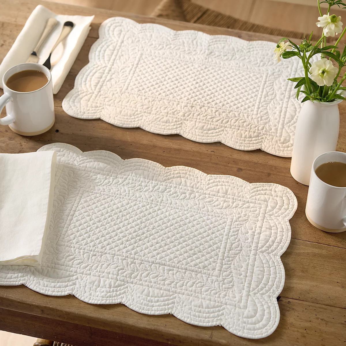 The White Company Scalloped Quilted Placemats - Set of 2, White, Size: One Size | The White Company UK & ROW