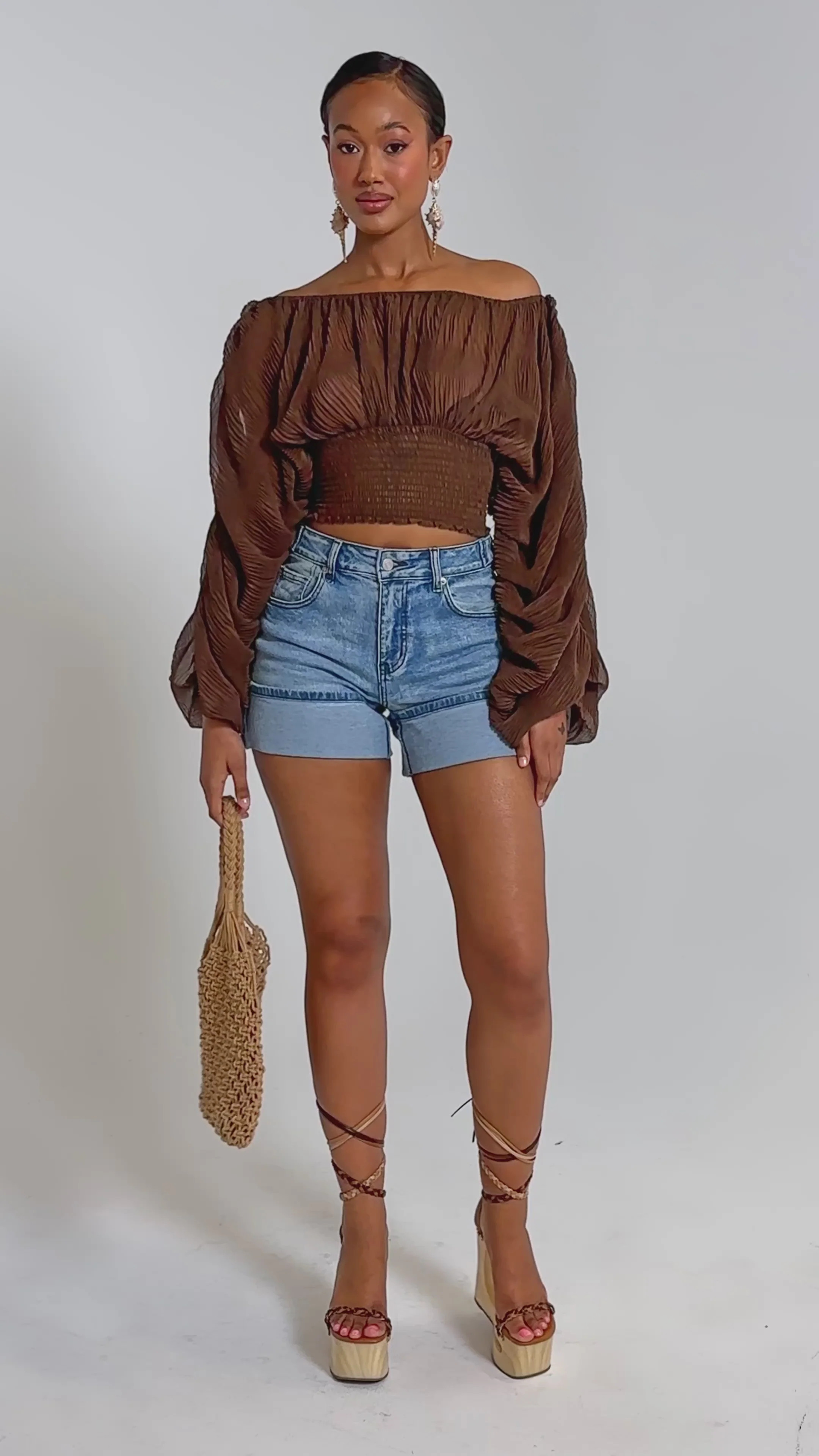 DIVINE RIGHT LONG SLEEVE BLOUSE IN BROWN | AKIRA