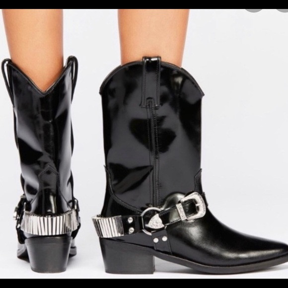 Free People Heiress Ridge Western Boots size 38 | Poshmark